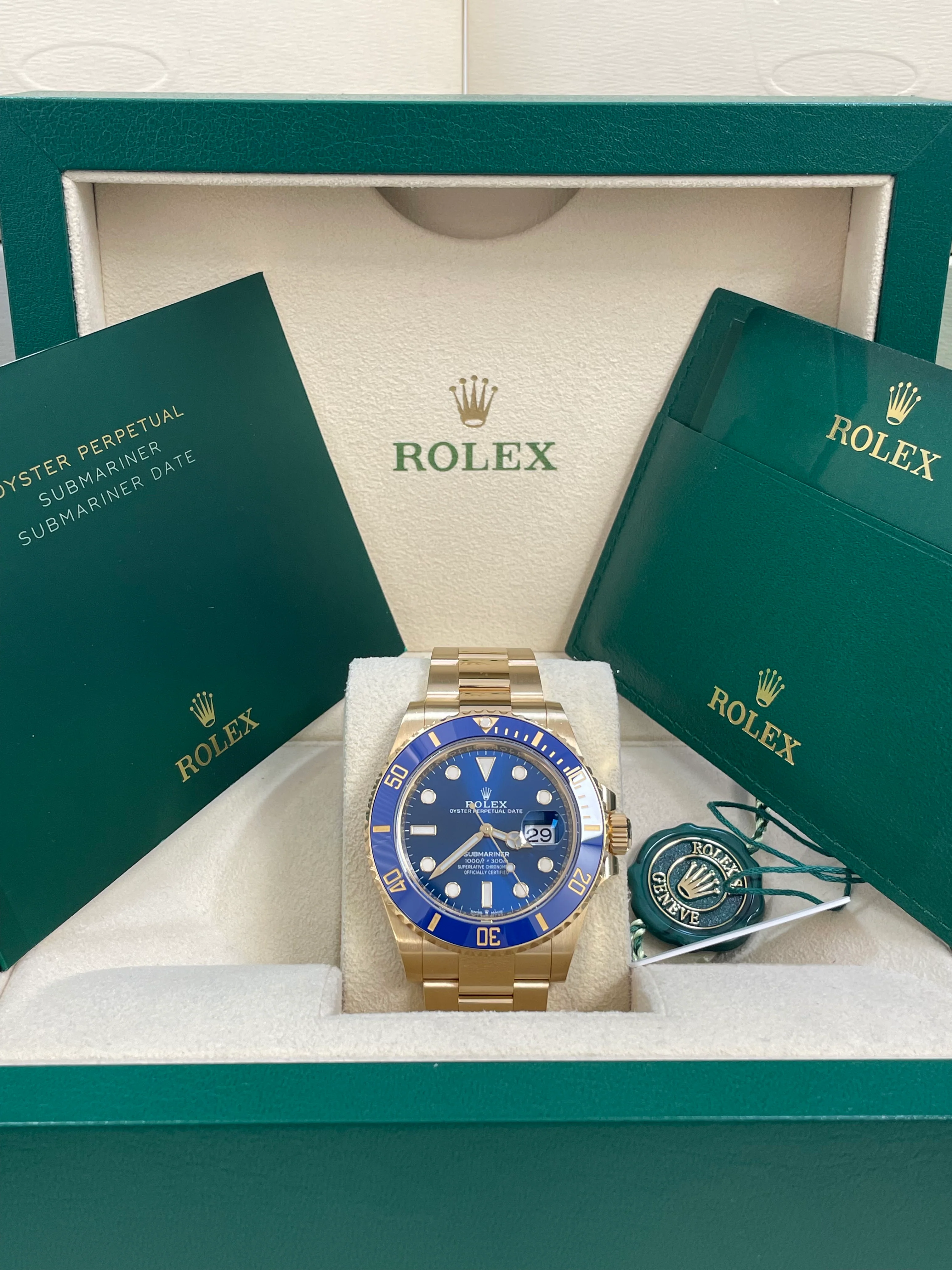Rolex Yellow Gold Submariner Date - 2023 - Blue Bezel - Blue Dial - 126618LB