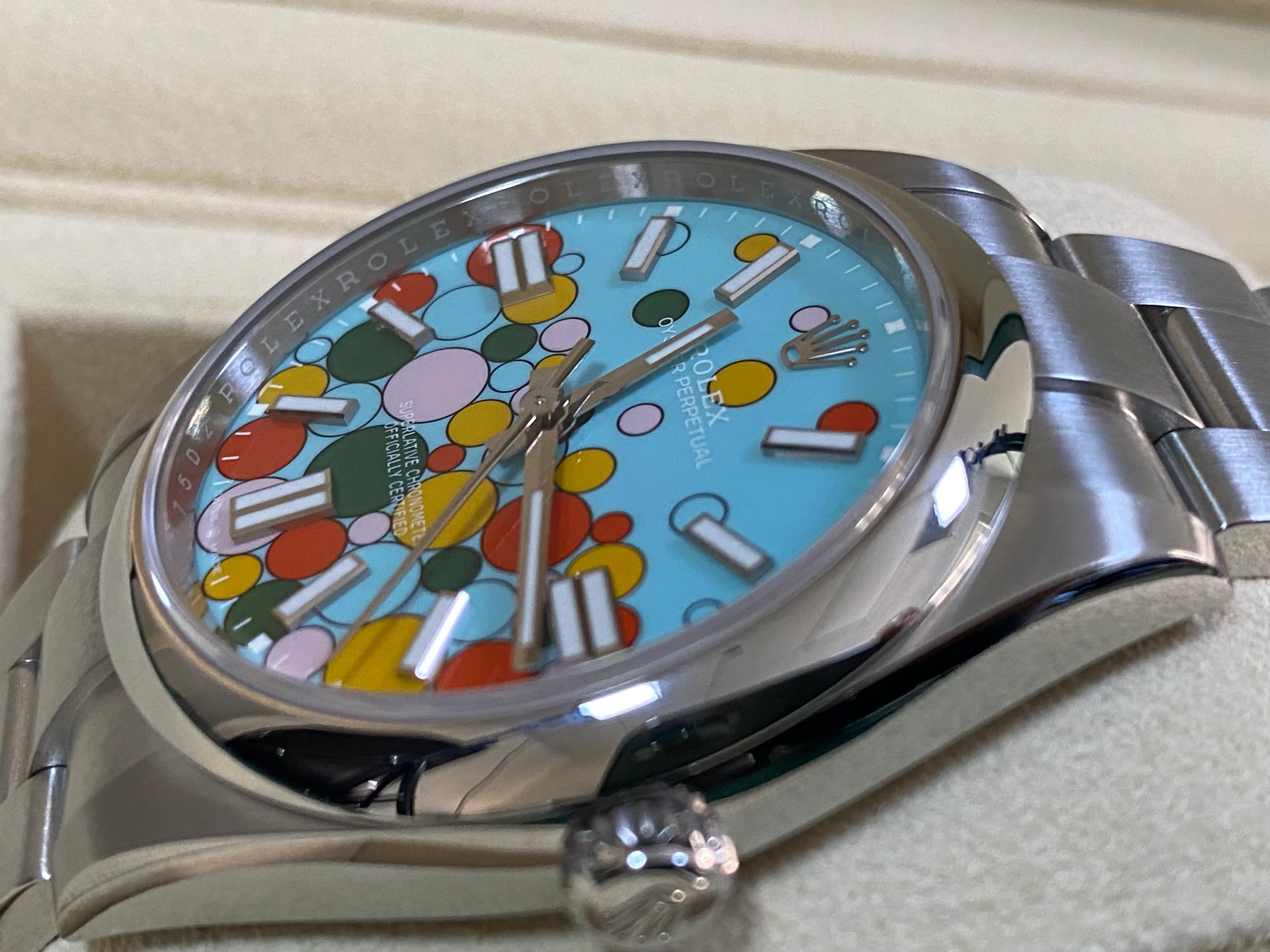 Rolex Oyster Perpetual 41 - Domed Bezel - Turquoise Blue Celebration-Motif Dial - Oyster Bracelet - 124300 *FULL SET*