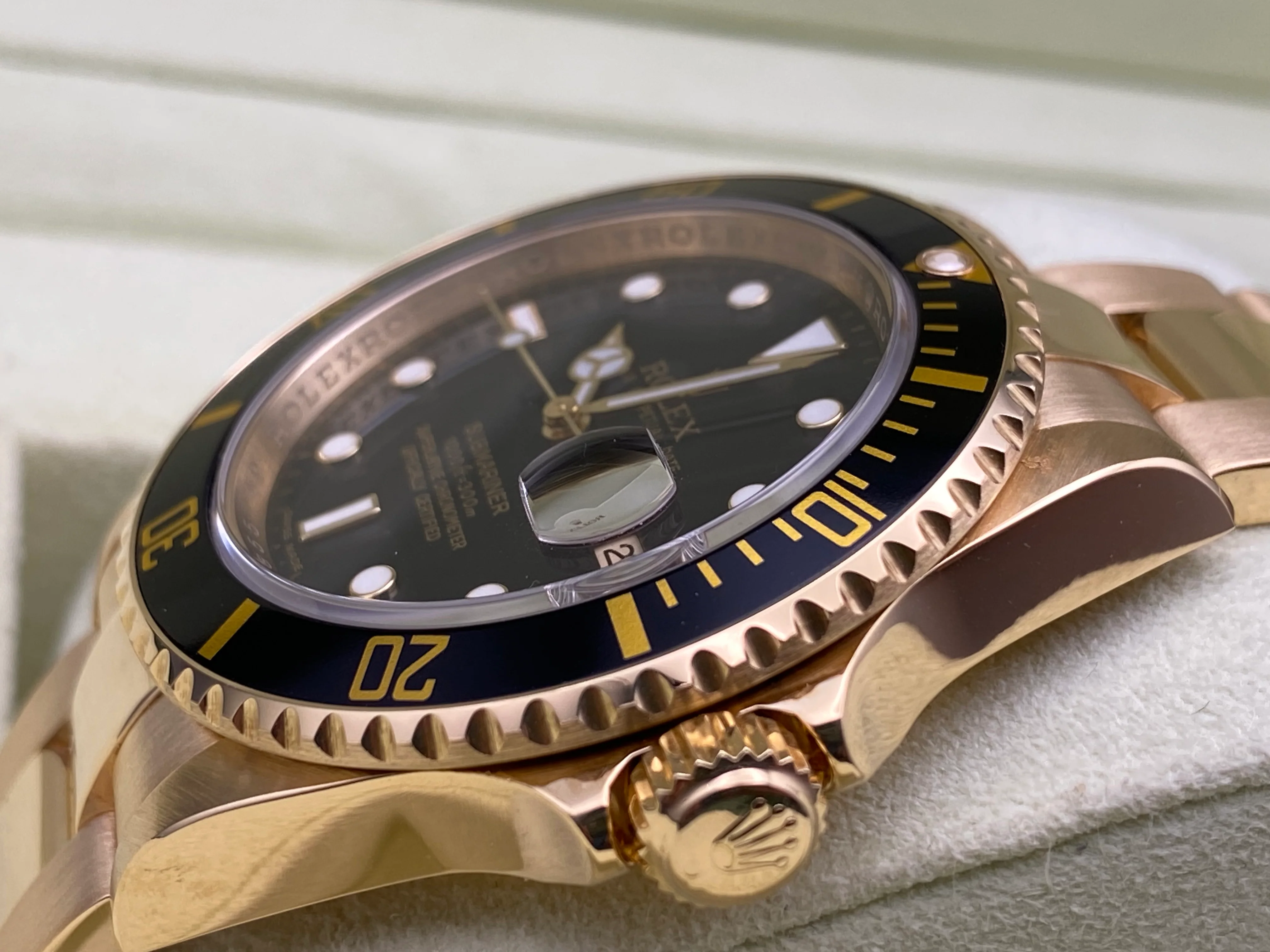Rolex Yellow Gold Submariner Date - 2011 - Pre Ceramic Black Bezel - Black Dial - 16618LN