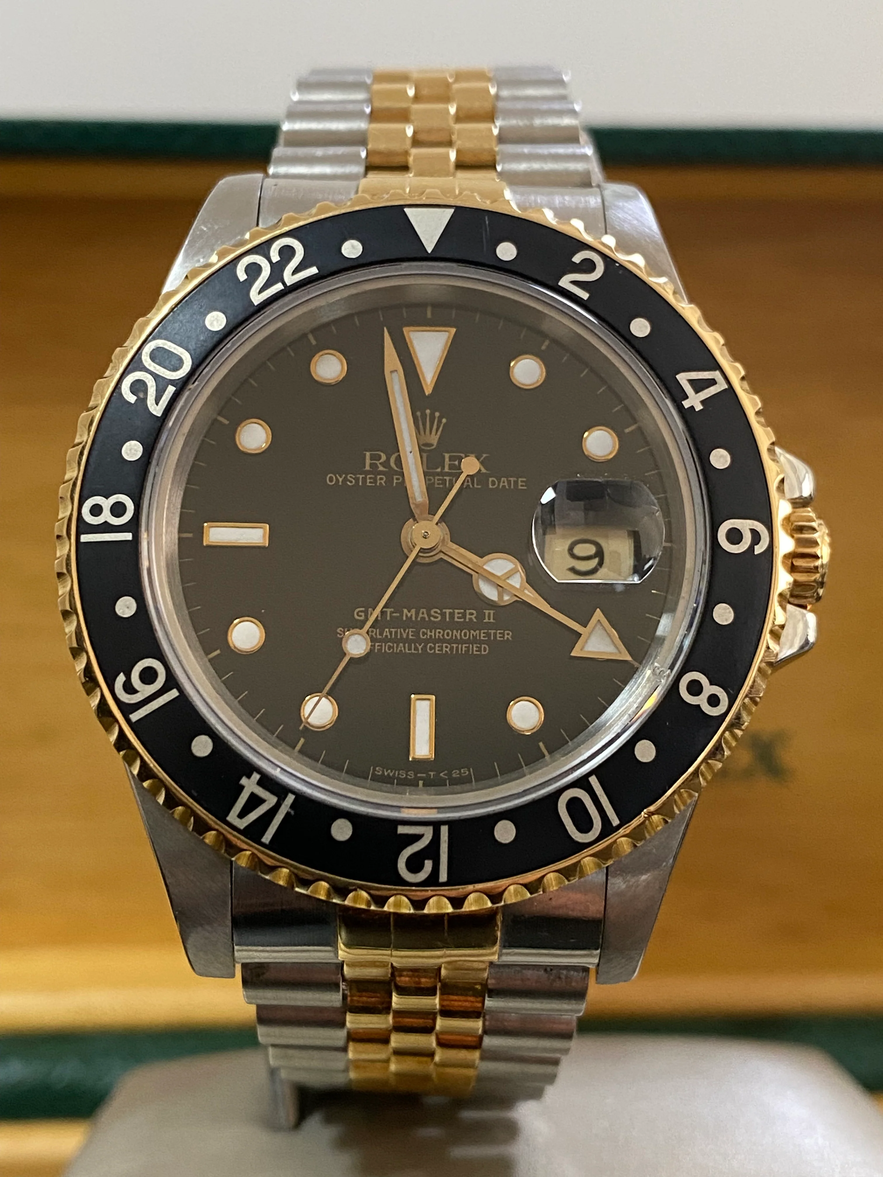 Rolex Steel and Yellow Gold GMT-Master II - L serial - Pre Ceramic Bezel - Black Dial - Jubilee Bracelet - 16713