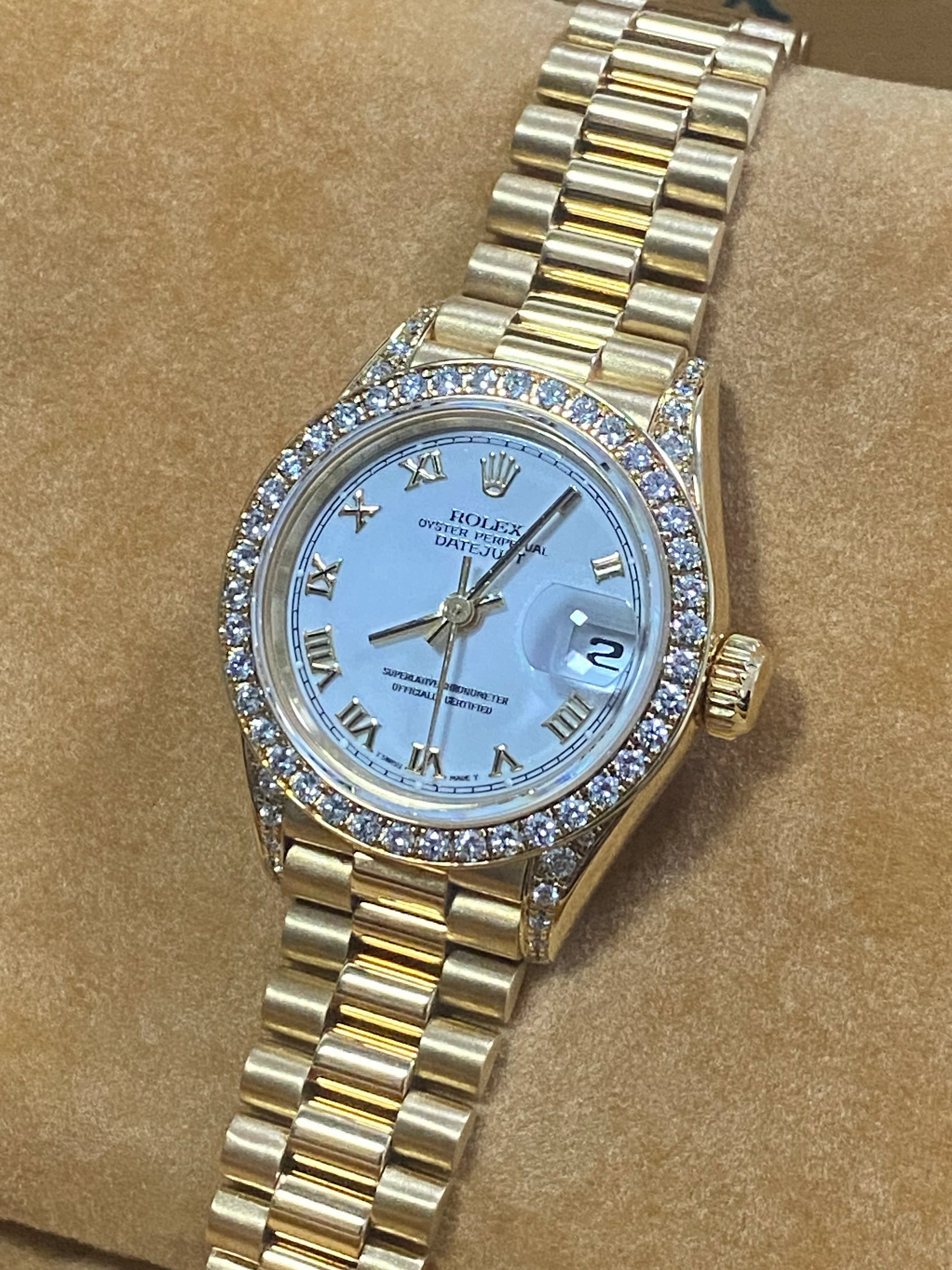 Rolex Yellow Gold Lady-Datejust - 1990 - Diamond Bezel - White Roman Dial - President Bracelet - 69158 