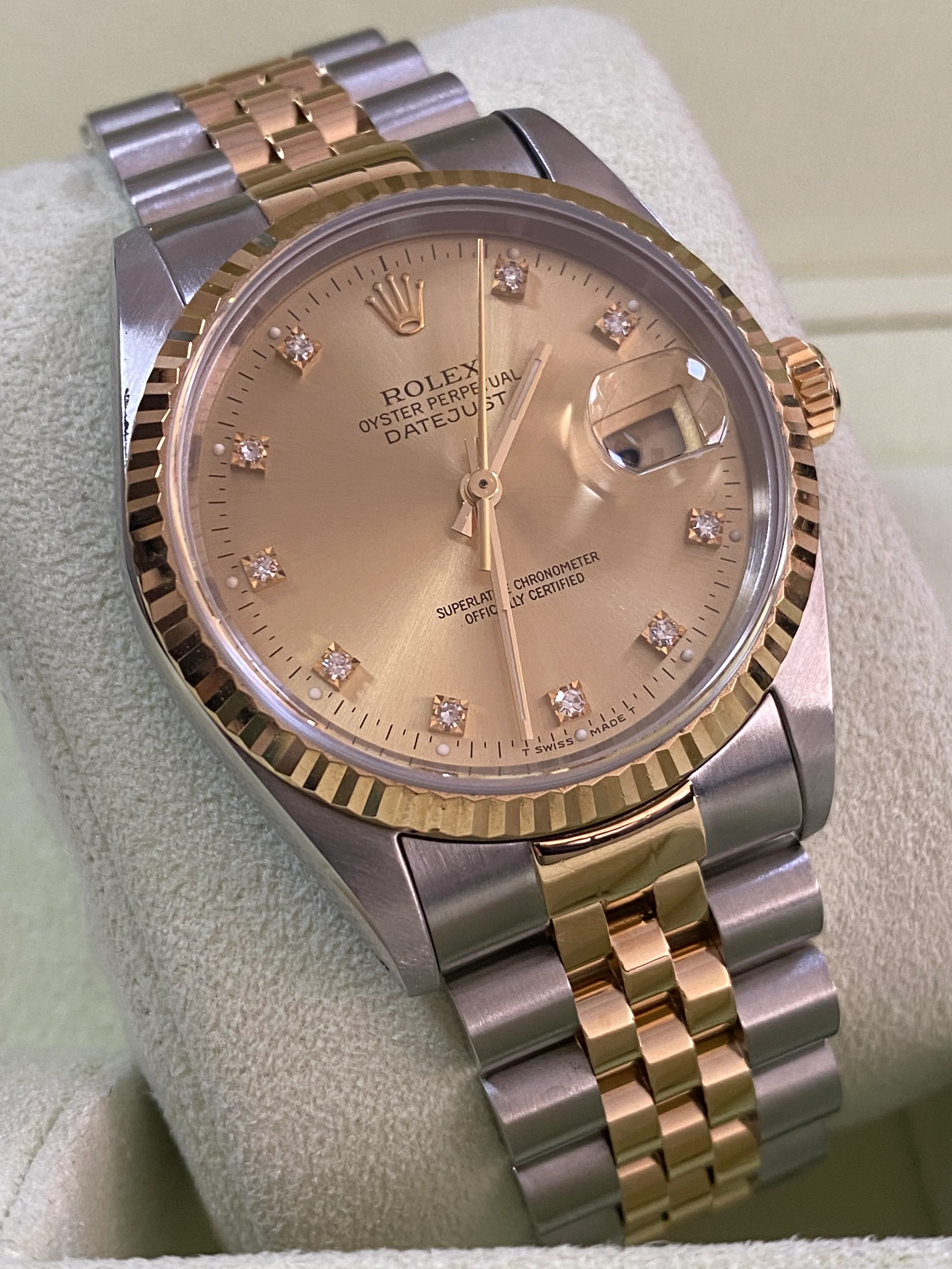 Rolex Steel and Yellow Gold Datejust 36 - S serial - Fluted Bezel - Champagne Diamond Dial - Jubilee Bracelet - 16233