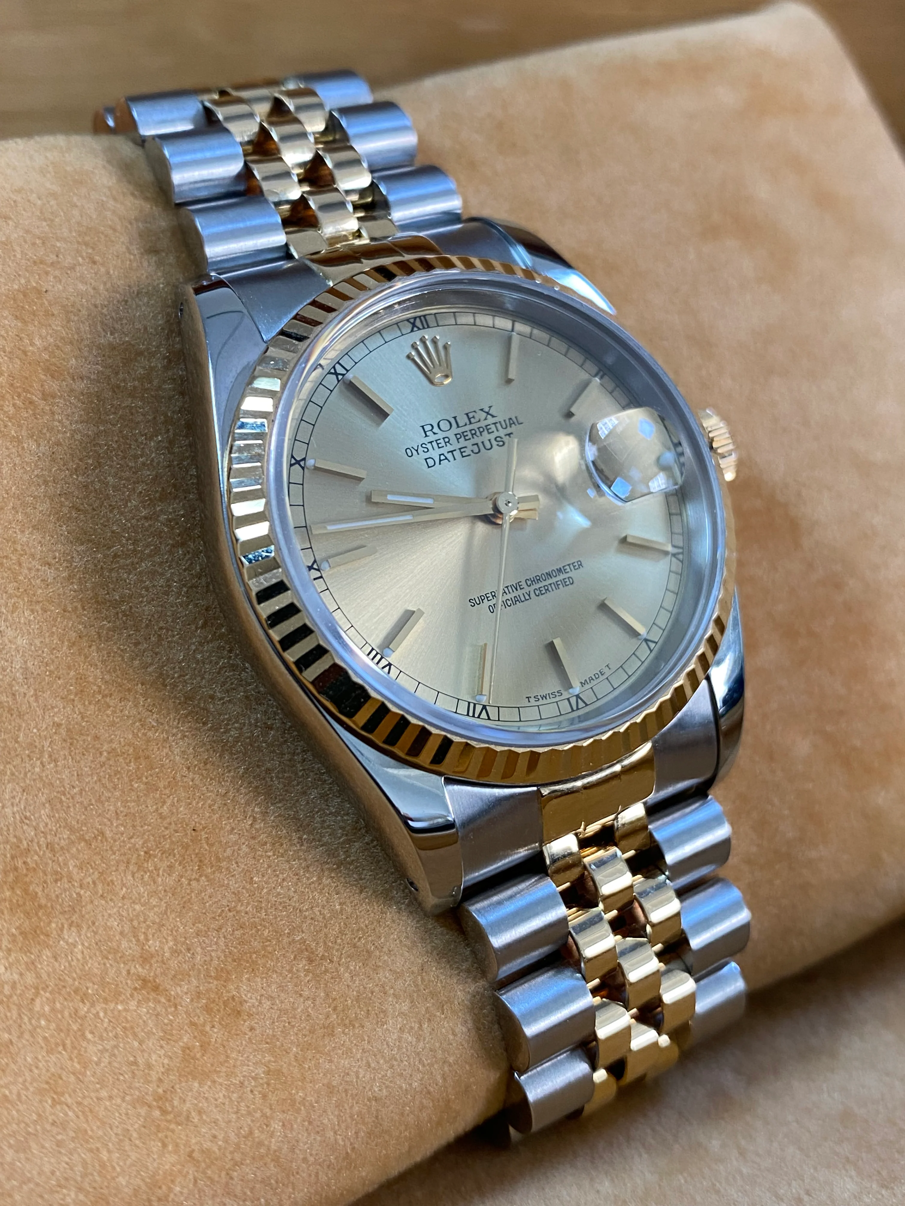 Rolex Steel and Yellow Gold Datejust 36 - L serial - Fluted Bezel - Champagne Index Dial - Jubilee Bracelet - 16233