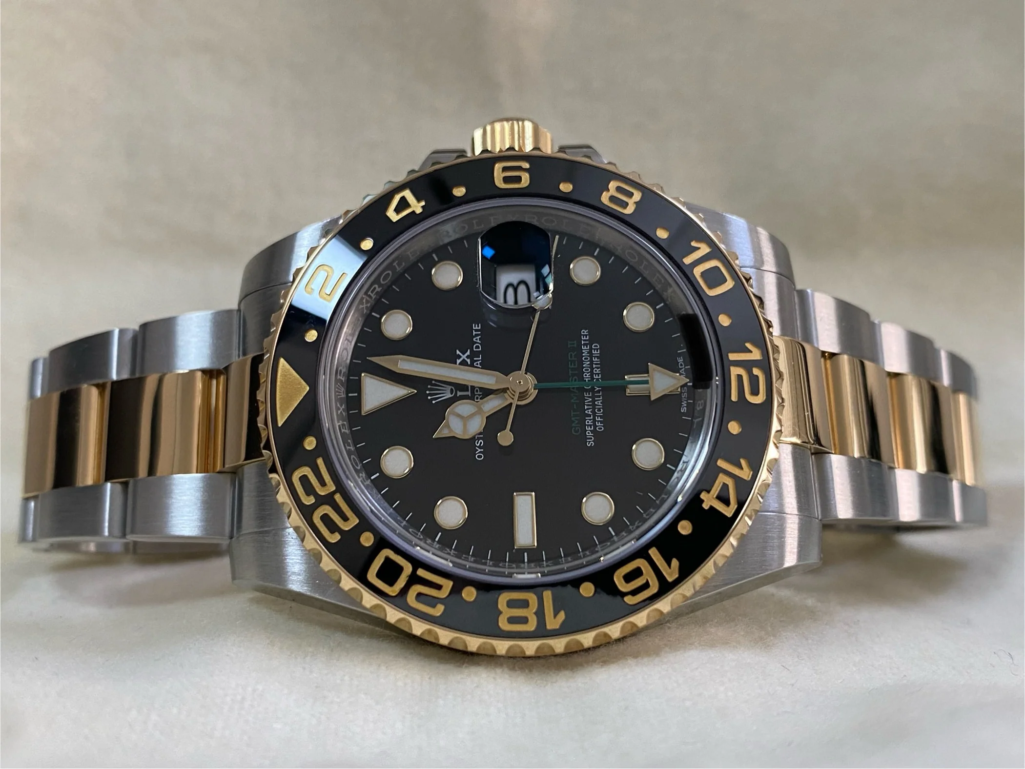 Rolex Steel and Yellow Gold GMT-Master II - 2018 - Black Bezel - Black Dial - Oyster Bracelet - 116713LN *FULL SET*