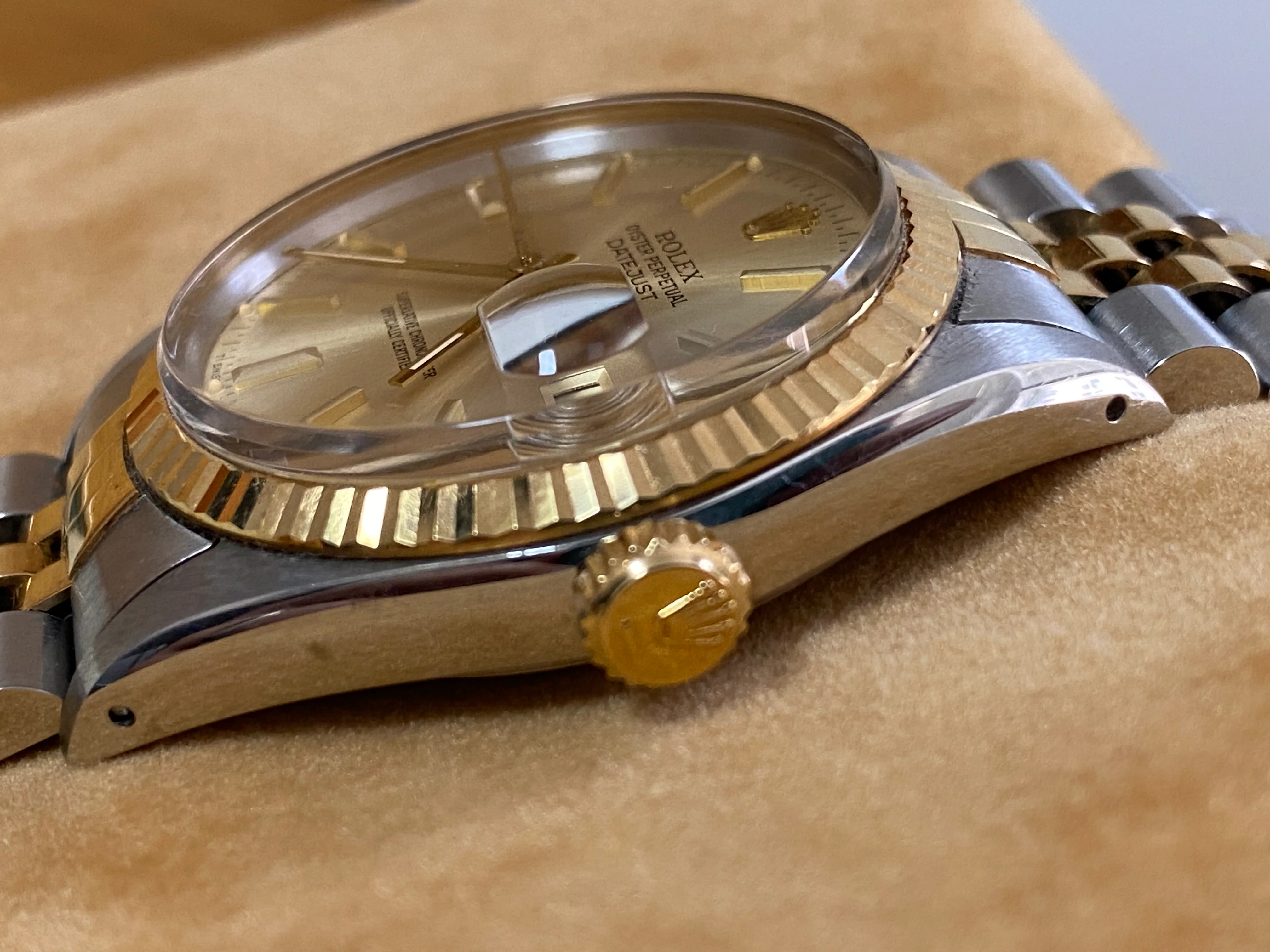 Rolex Steel and Yellow Gold Datejust 36 - 1985 - Fluted Bezel - Champagne Index Dial - Jubilee Bracelet - 16013 *UNPOLISHED*