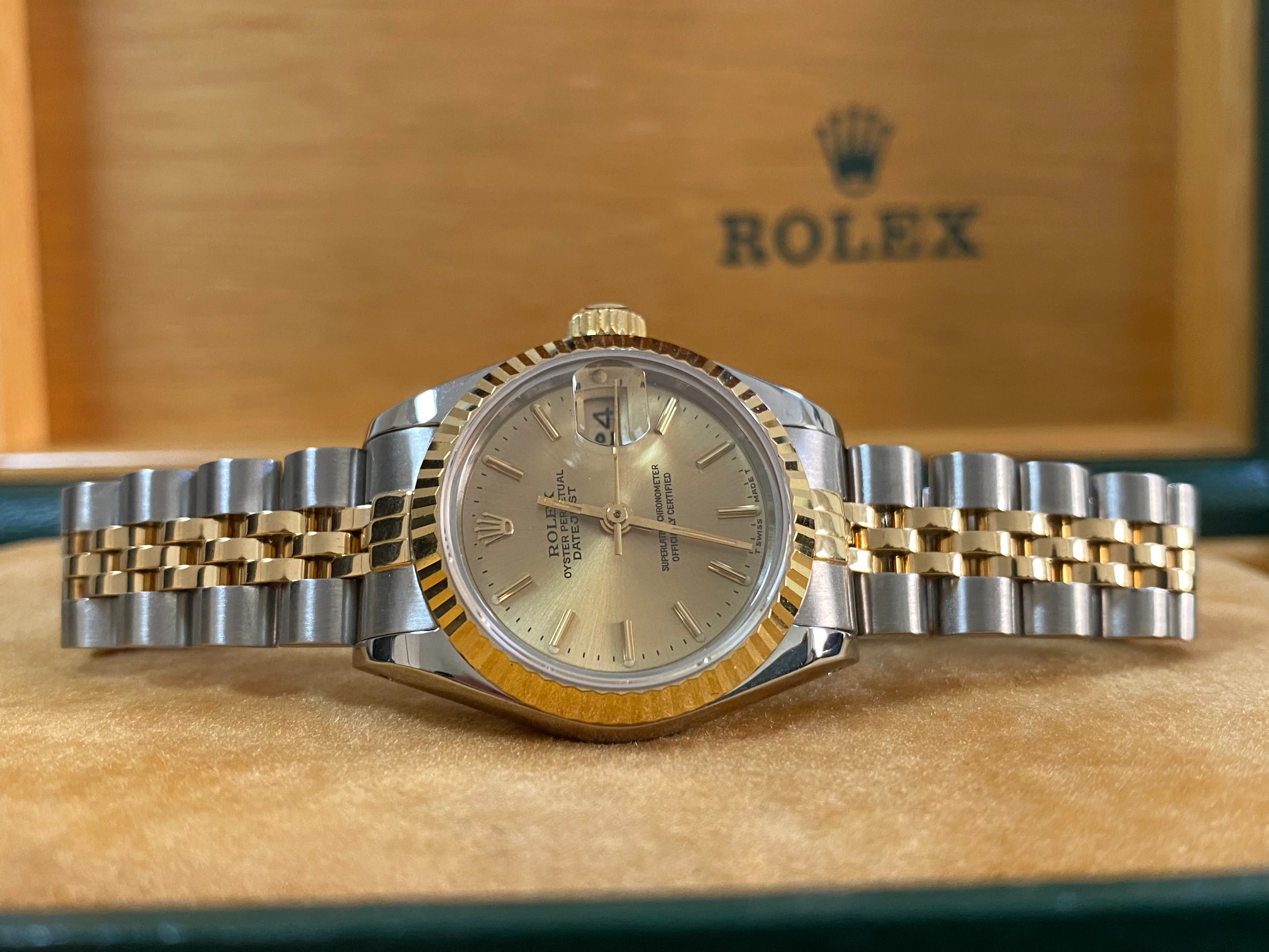 Rolex Steel and Yellow Gold Lady-Datejust - E serial- Fluted Bezel - Champagne Index Dial - Jubilee Bracelet - 69173