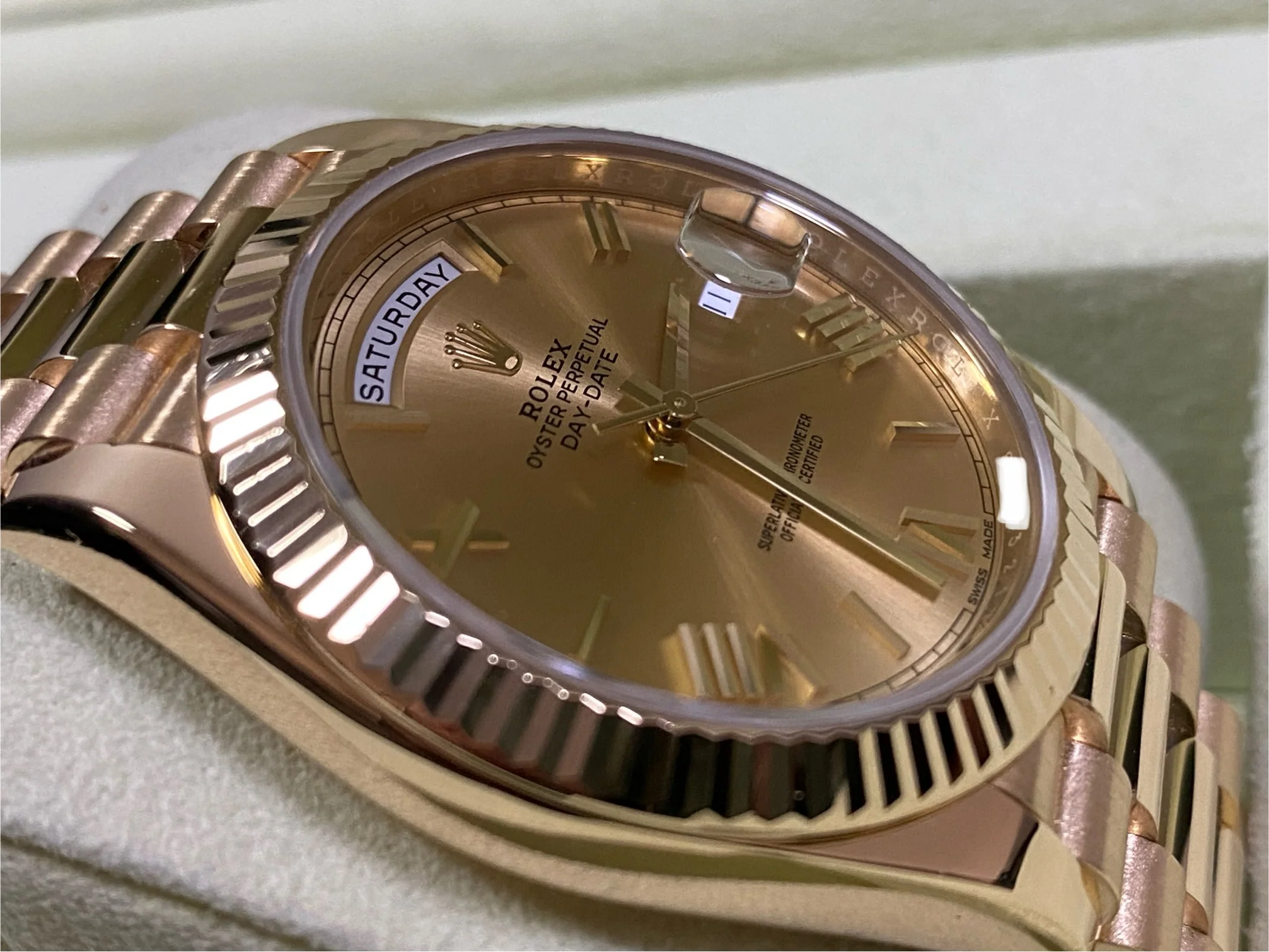 Rolex Yellow Gold Day-Date 40 - Fluted Bezel - Champagne Roman Dial - President Bracelet - 228238