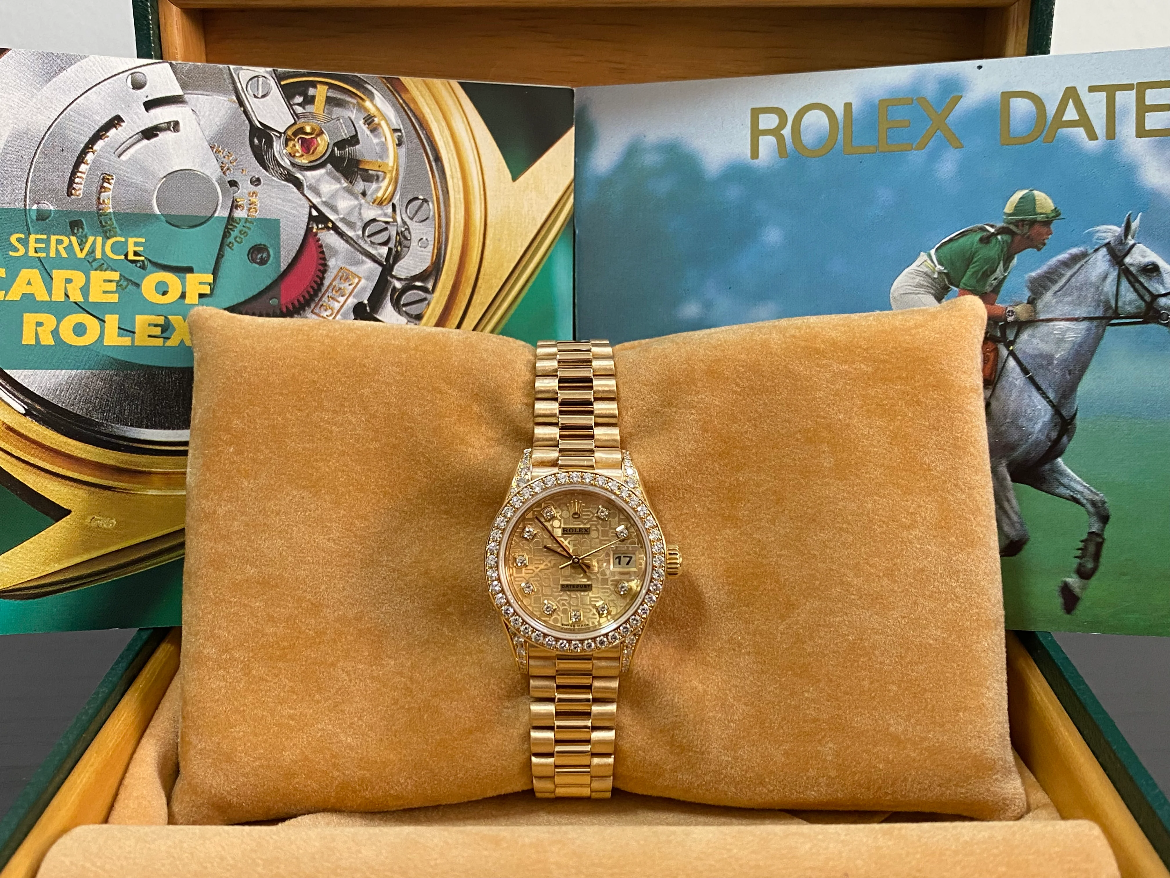 Rolex Yellow Gold Lady-Datejust - 1995 - Factory Diamond Dial, Bezel and Lugs - President Bracelet - 69158 