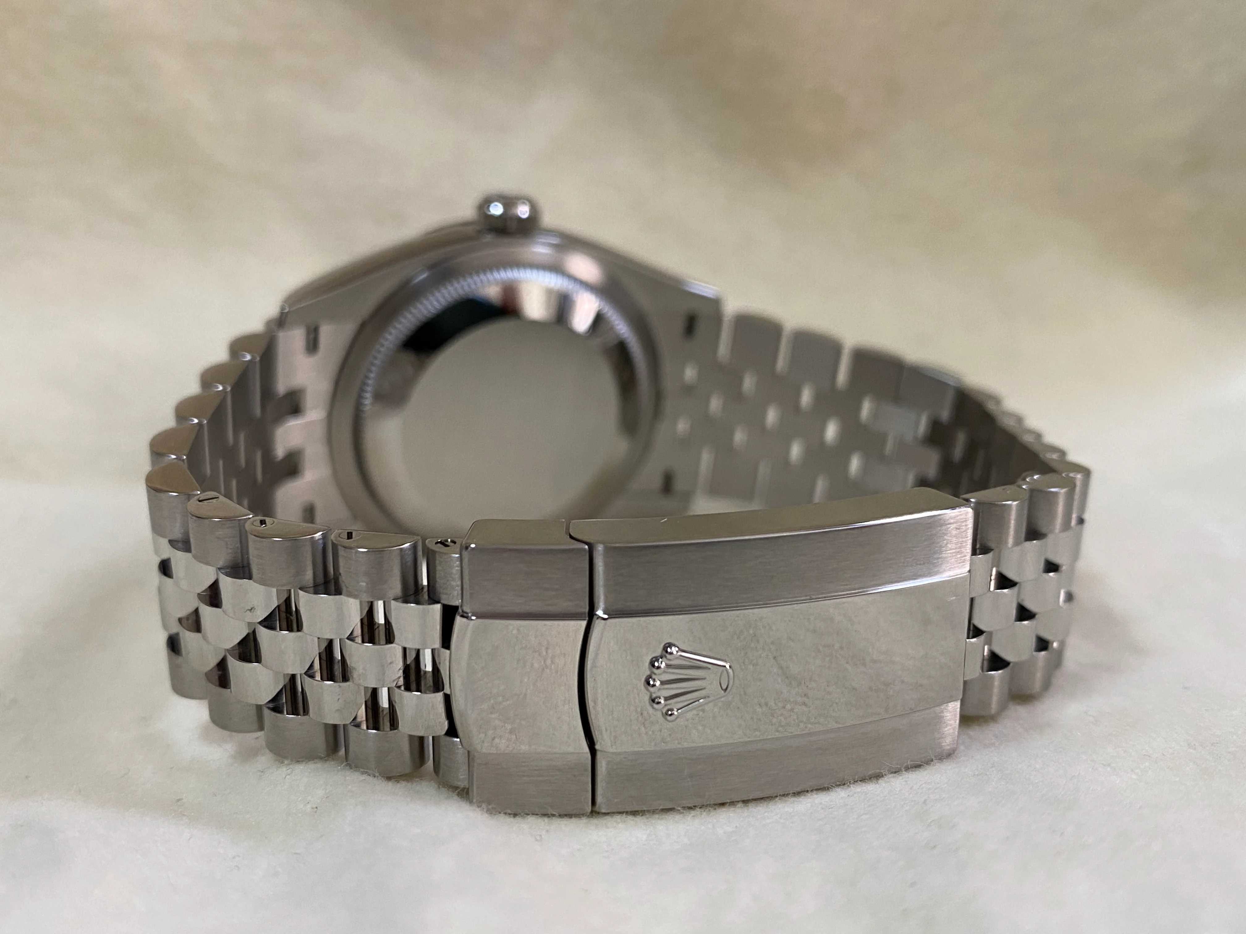 Rolex Steel Datejust 36 - 2024 - Fluted Bezel - Mint Green Dial - Jubilee Bracelet - 126234 *COMPLETE SET*