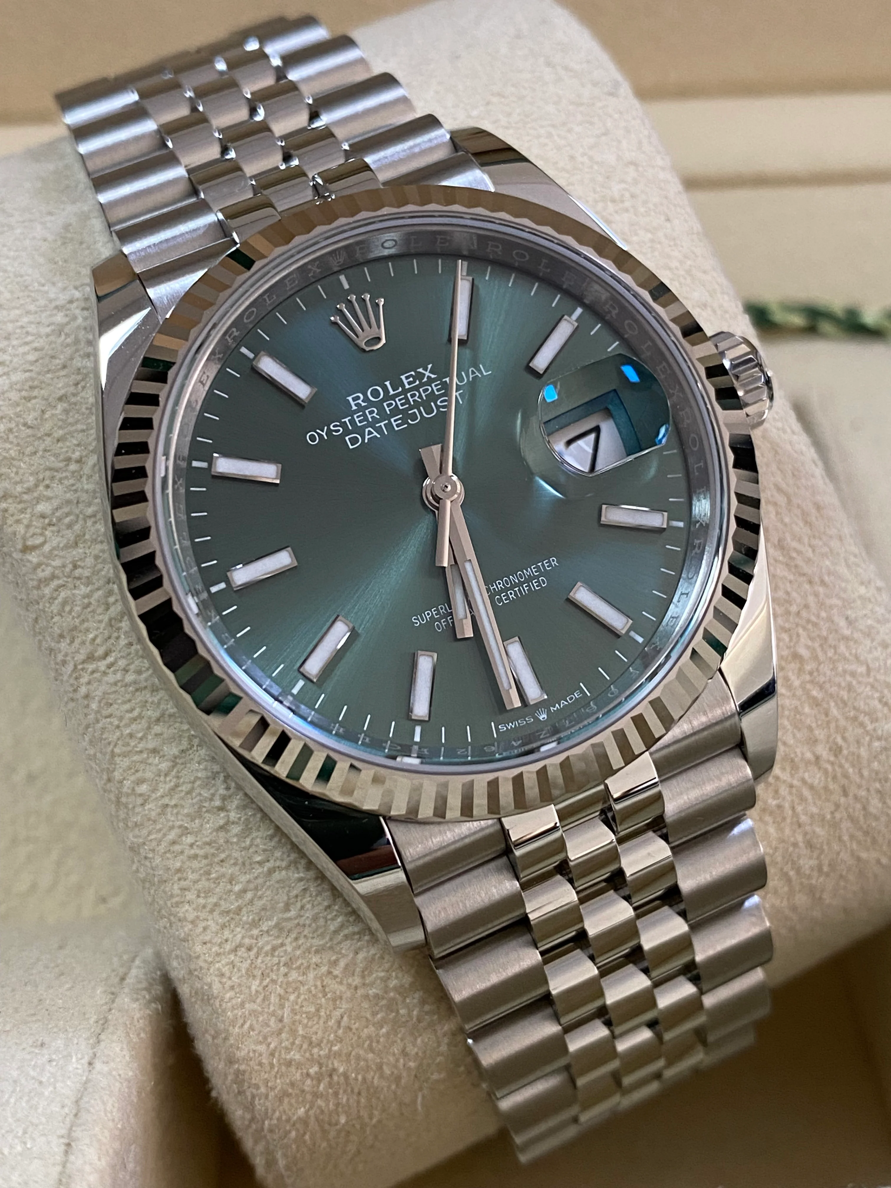 Rolex Steel Datejust 36 - 2024 - Fluted Bezel - Mint Green Dial - Jubilee Bracelet - 126234 *COMPLETE SET*