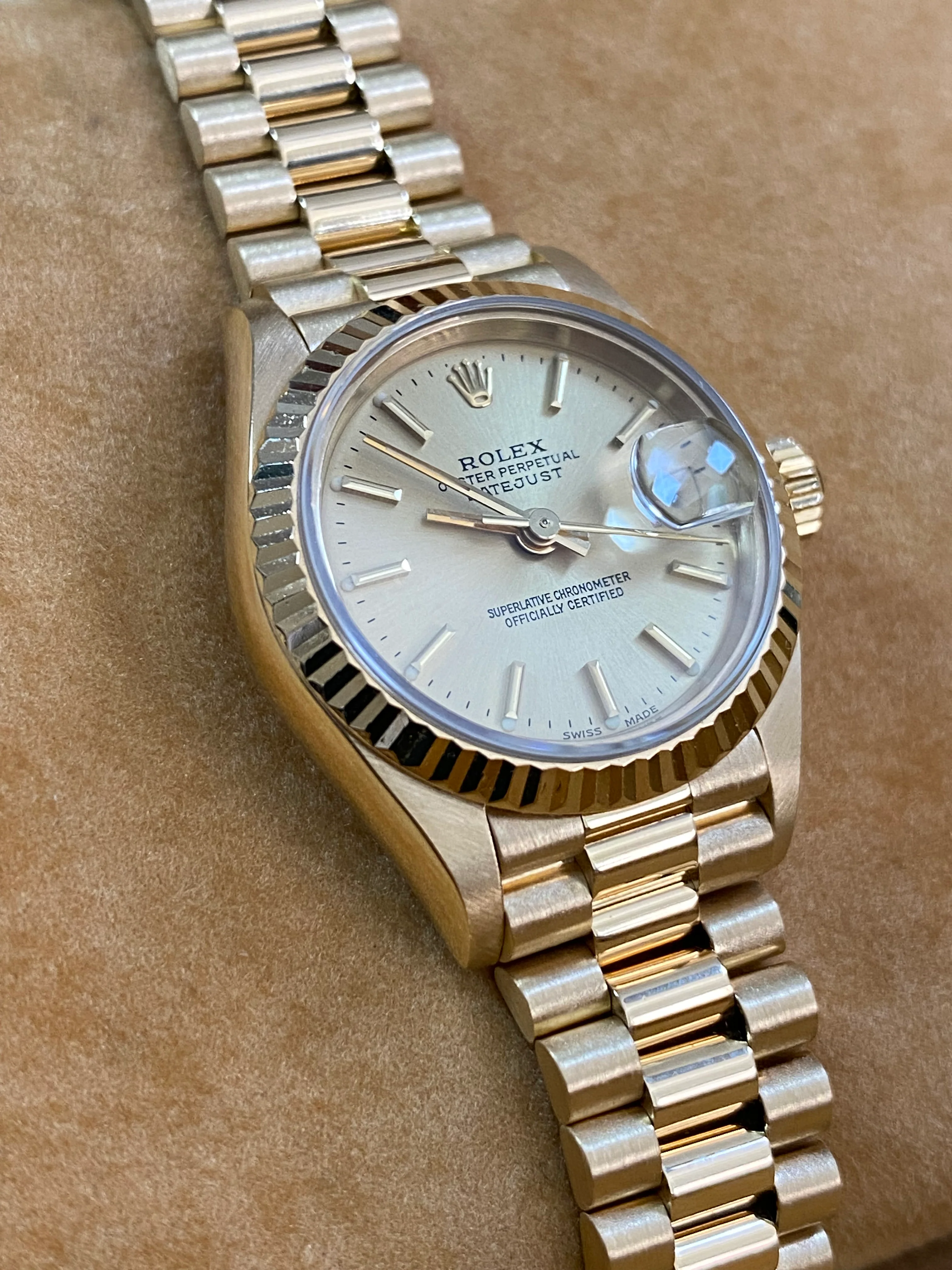 Rolex Yellow Gold Lady-Datejust - E serial - Fluted Bezel - Champagne Dial - President Bracelet - 69178