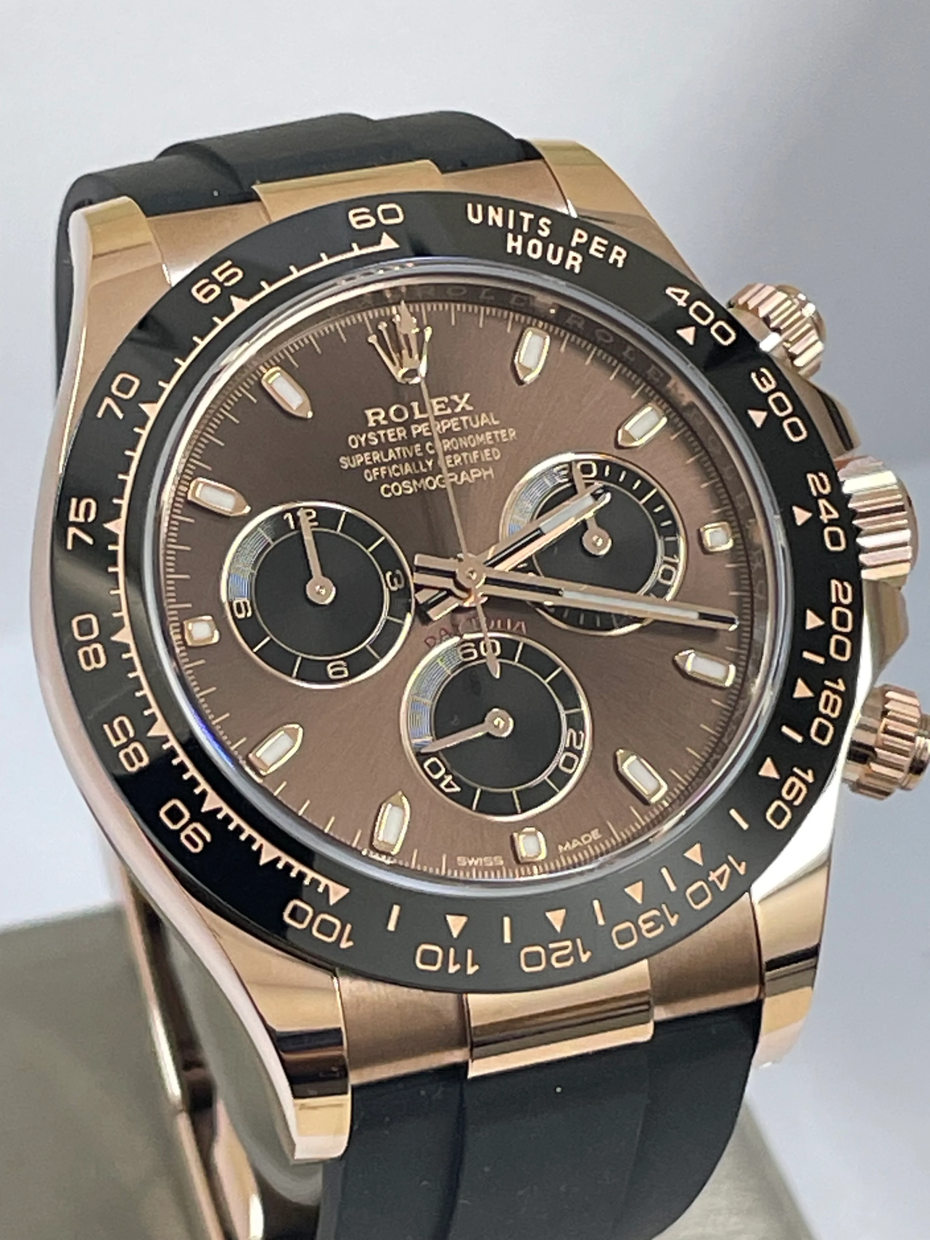 Rolex Everose Gold Cosmograph Daytona - 2023 - Chocolate Index Dial - Black Oysterflex Strap - 116515LN
