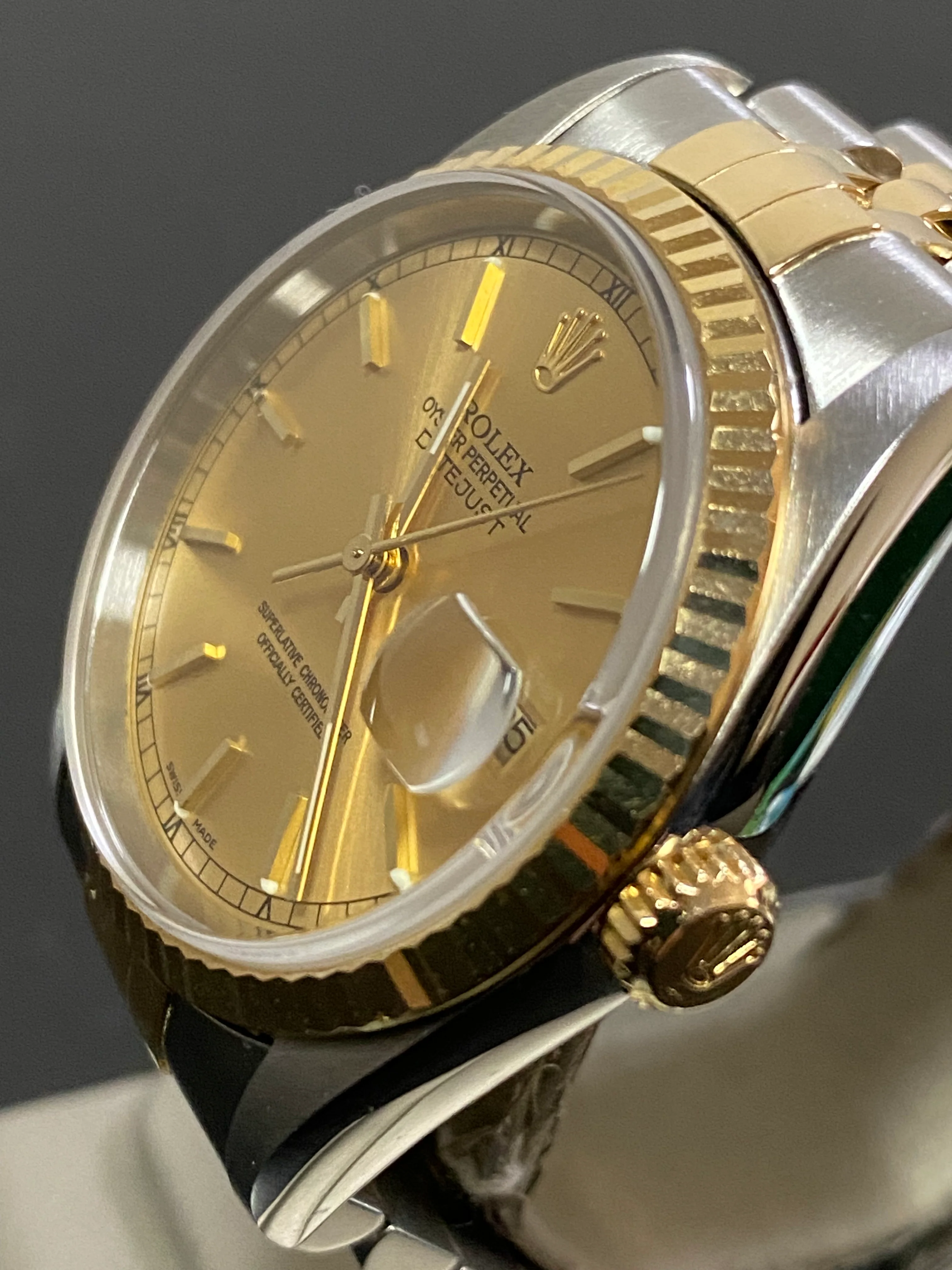 Rolex Steel and Yellow Gold Datejust 36 - P Serial - Fluted Bezel - Champagne Index Dial - Jubilee Bracelet - 16233