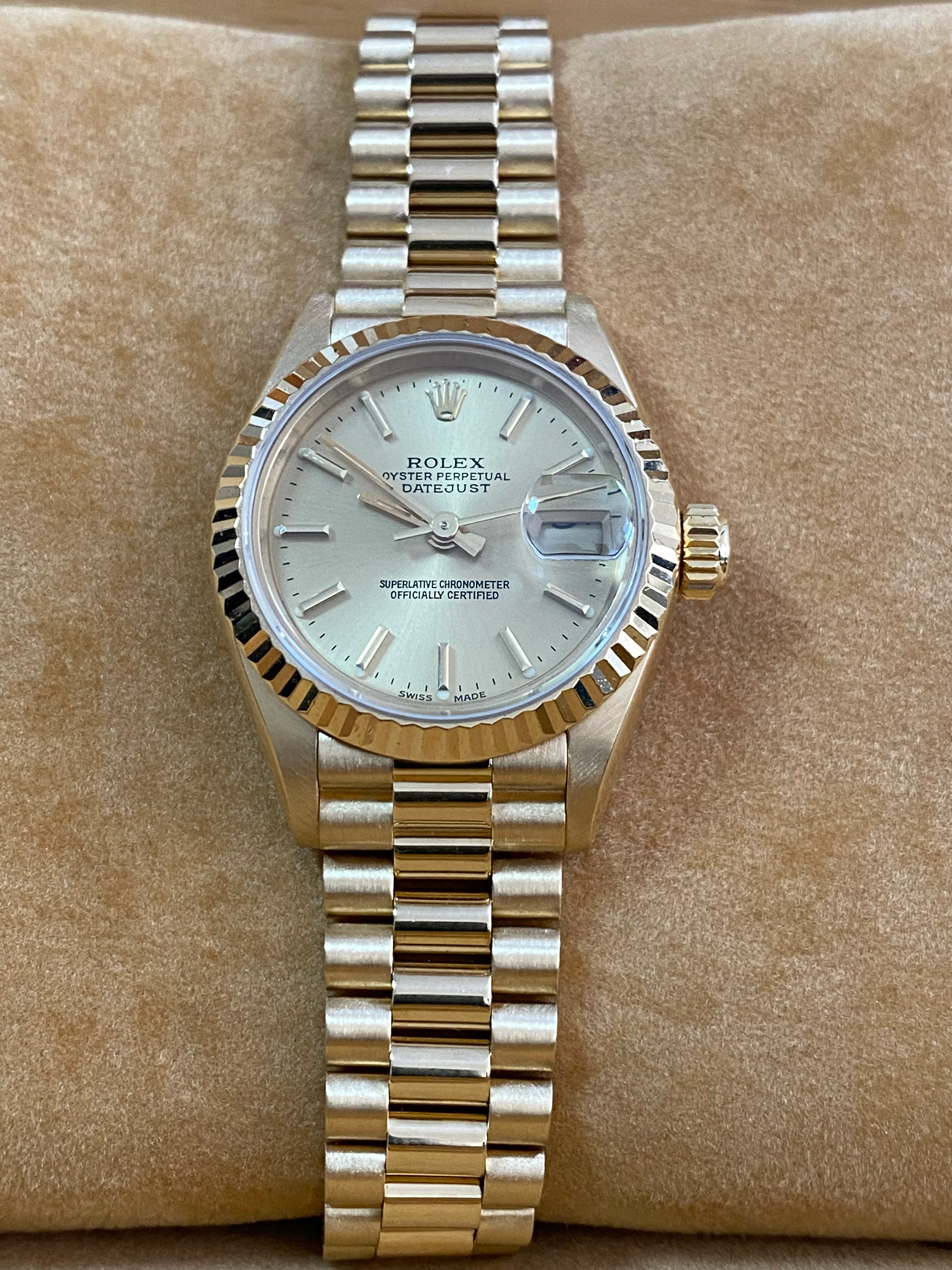 Rolex Yellow Gold Lady-Datejust - E serial - Fluted Bezel - Champagne Dial - President Bracelet - 69178