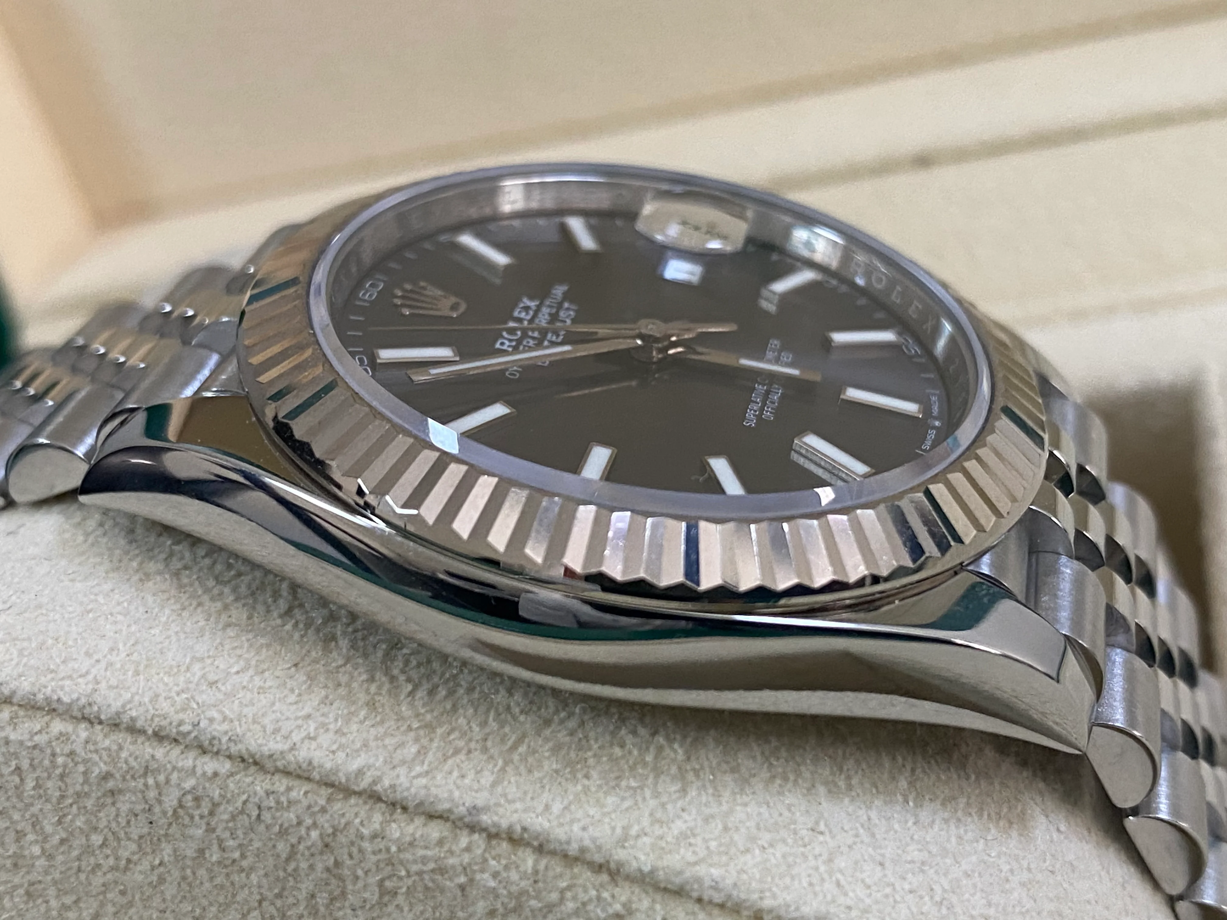 Rolex Steel and White Gold Datejust 41 - 2020 - Fluted Bezel - Dark Rhodium Dial - Jubilee Bracelet - 126334 *FULL SET*