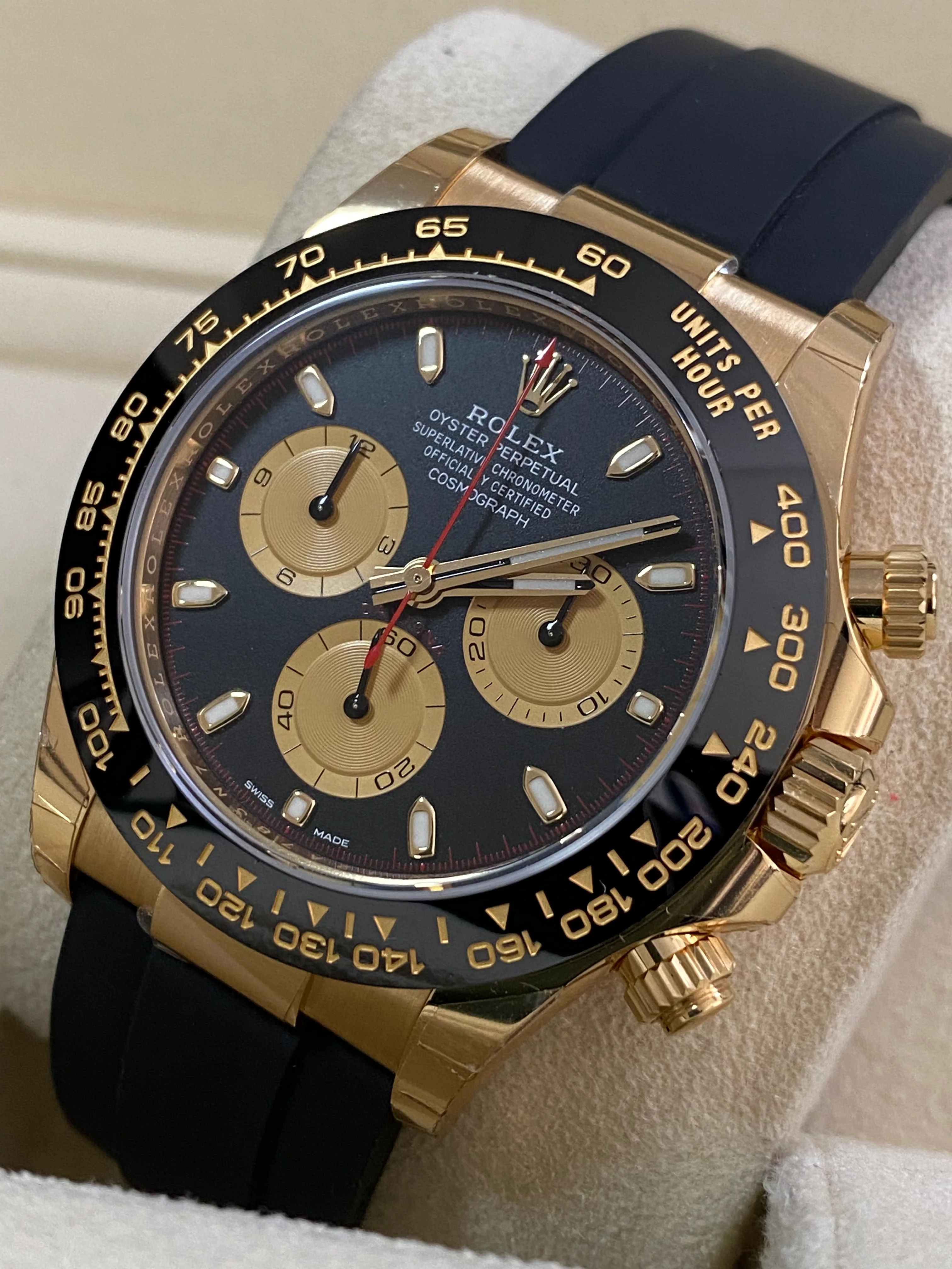 Rolex Yellow Gold Cosmograph Daytona - 2023 - 
