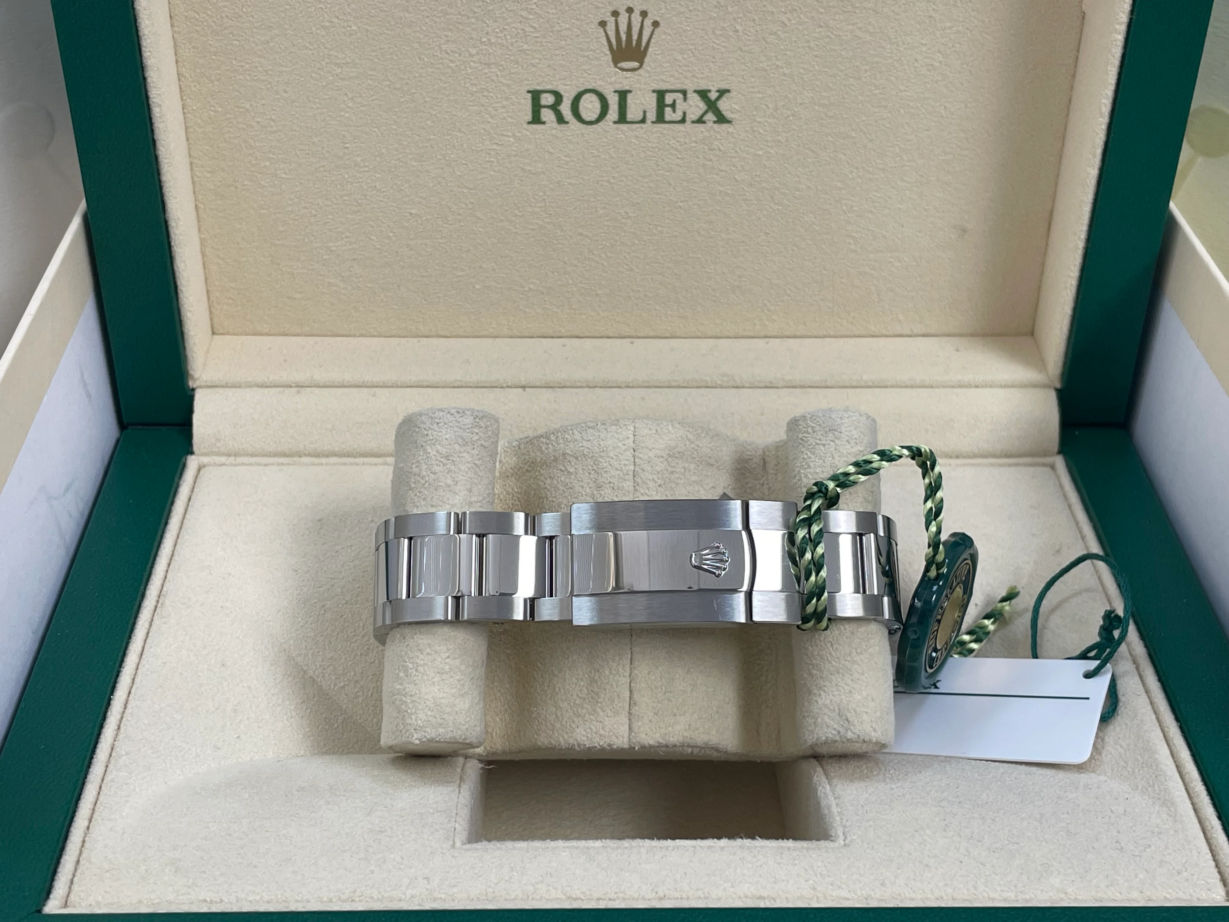 Rolex Steel and White Gold Datejust 41 - 2023 - Fluted Bezel - Black Index Dial - Oyster Bracelet - 126334
