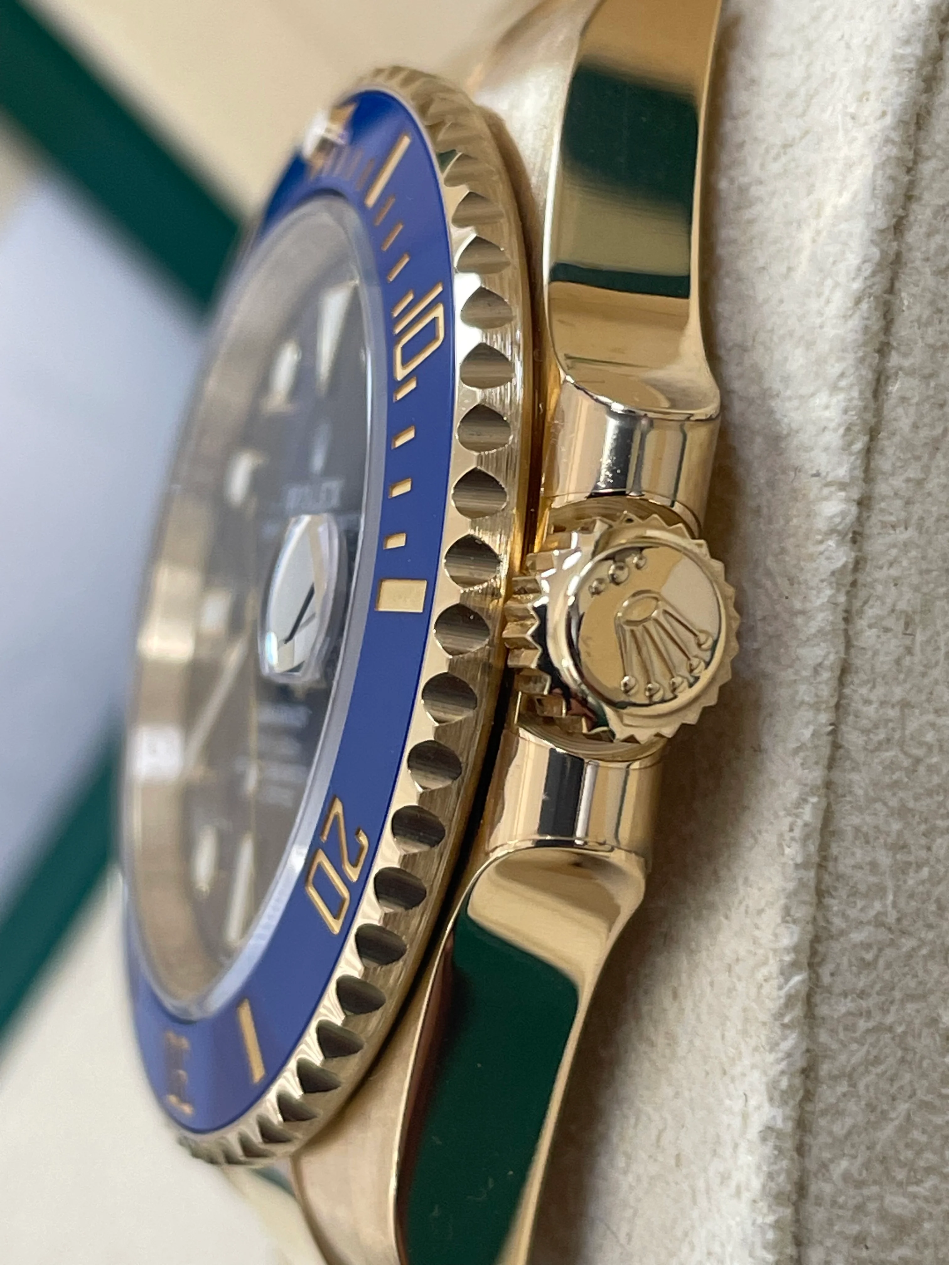 Rolex Yellow Gold Submariner Date - 2023 - Blue Bezel - Blue Dial - 126618LB