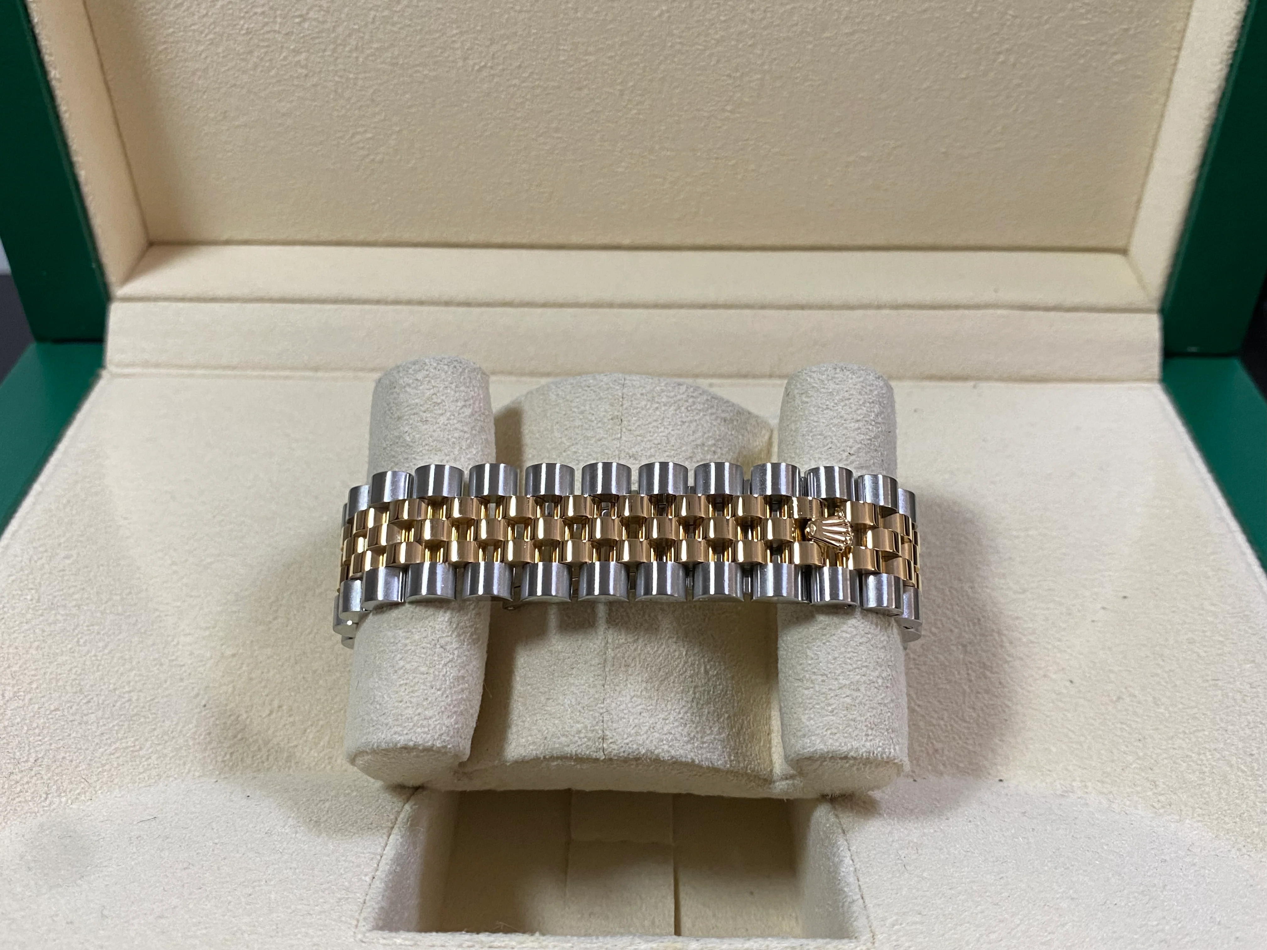 Rolex Steel and Yellow Gold Datejust 36 - V Serial - Fluted Bezel - Factory Diamond Dial - Jubilee Bracelet - 116233