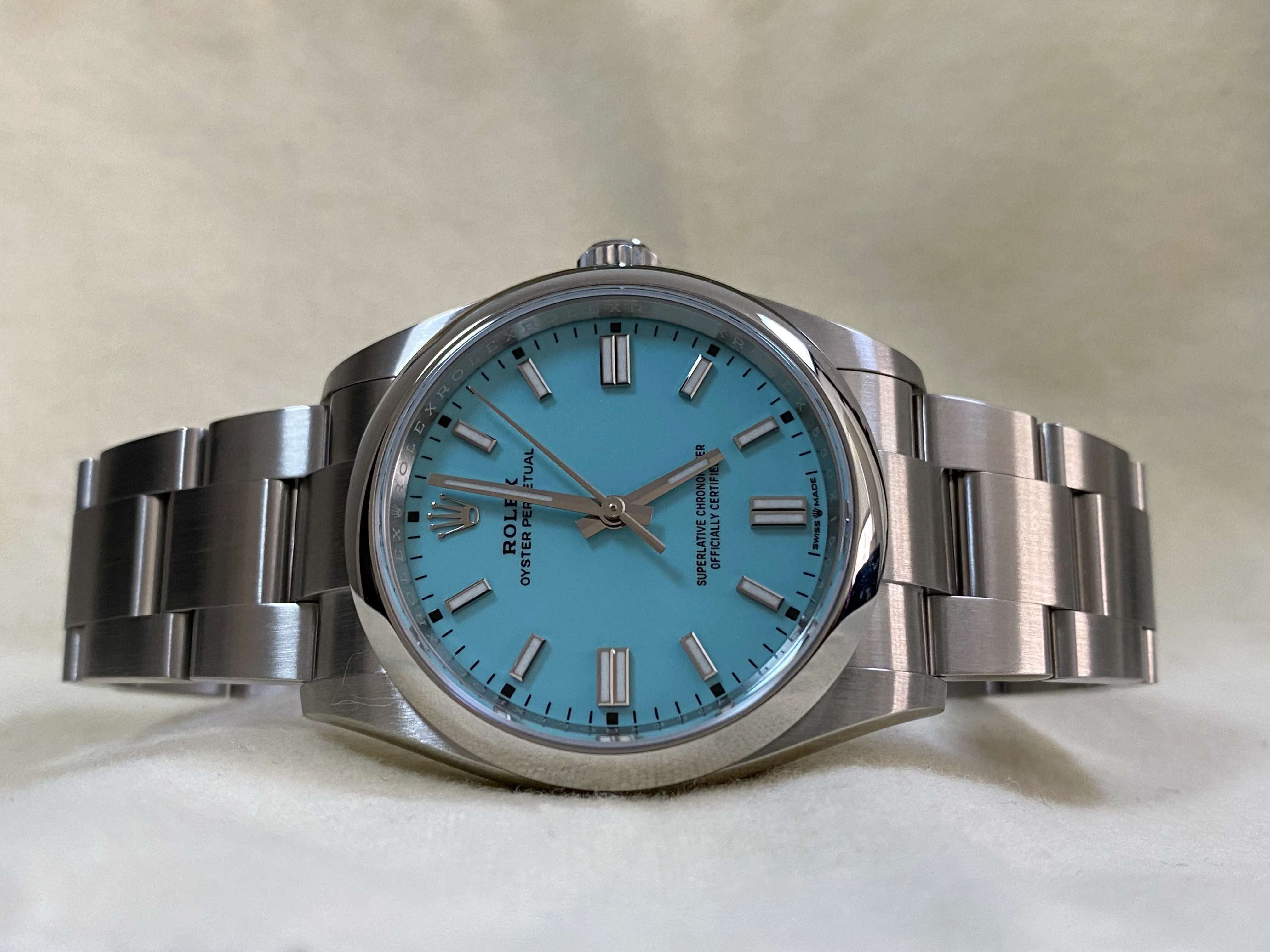 Rolex Oyster Perpetual 36 - 2024 - Domed Bezel - Tiffany Dial - Oyster Bracelet - 126000 *FULL SET*