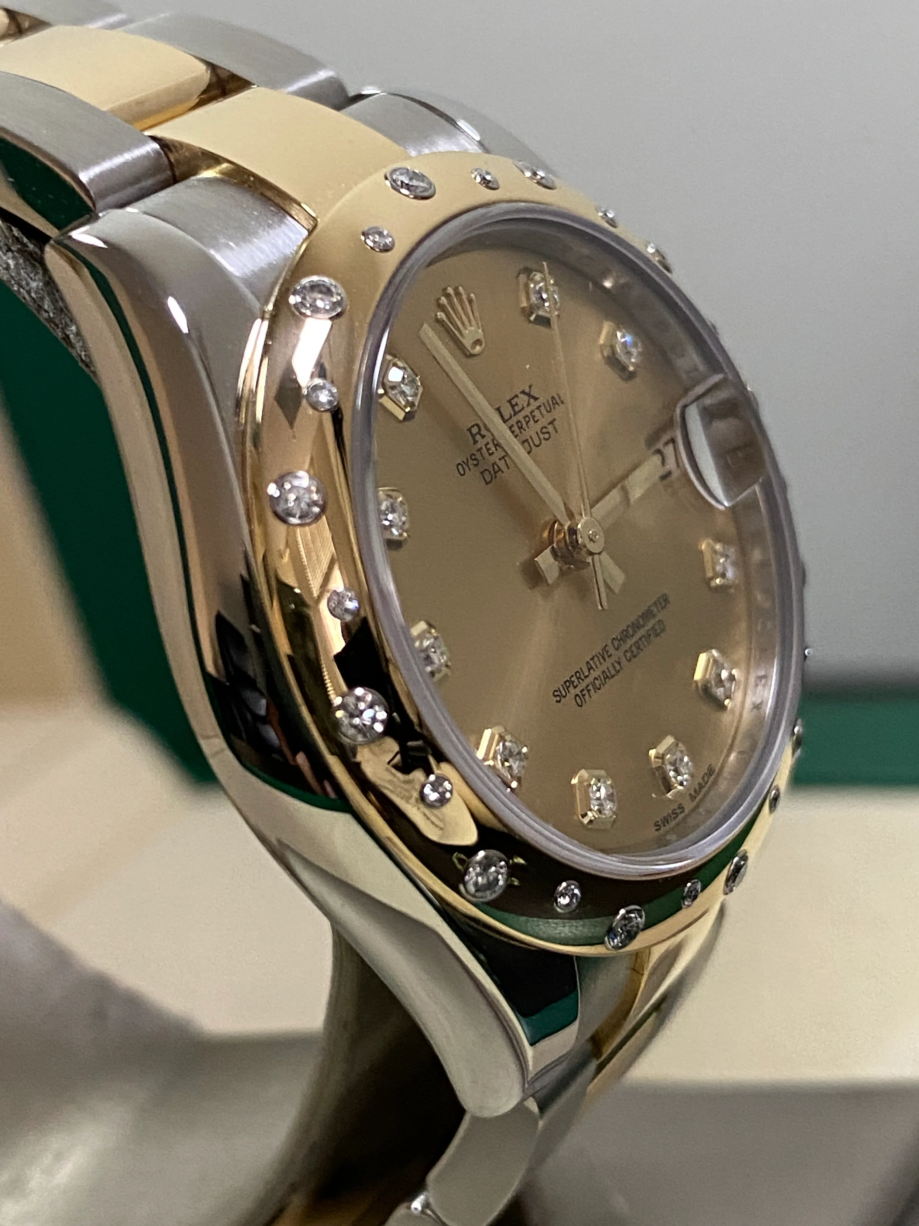 Rolex Steel and Yellow Gold Datejust 31 - 2015 - 24 Diamond Bezel - Champagne Diamond Dial - Oyster Bracelet - 178343