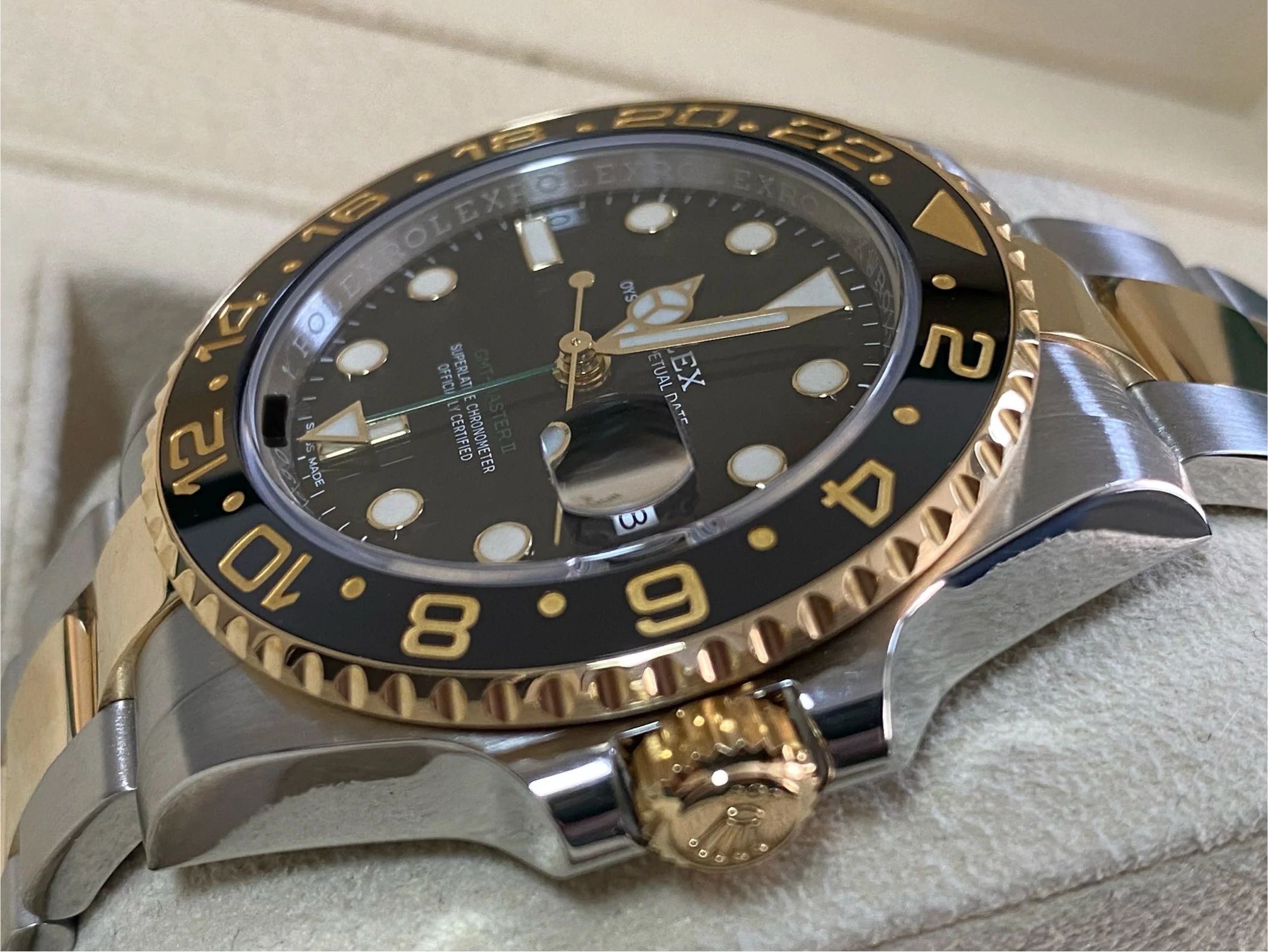 Rolex Steel and Yellow Gold GMT-Master II - 2018 - Black Bezel - Black Dial - Oyster Bracelet - 116713LN *FULL SET*
