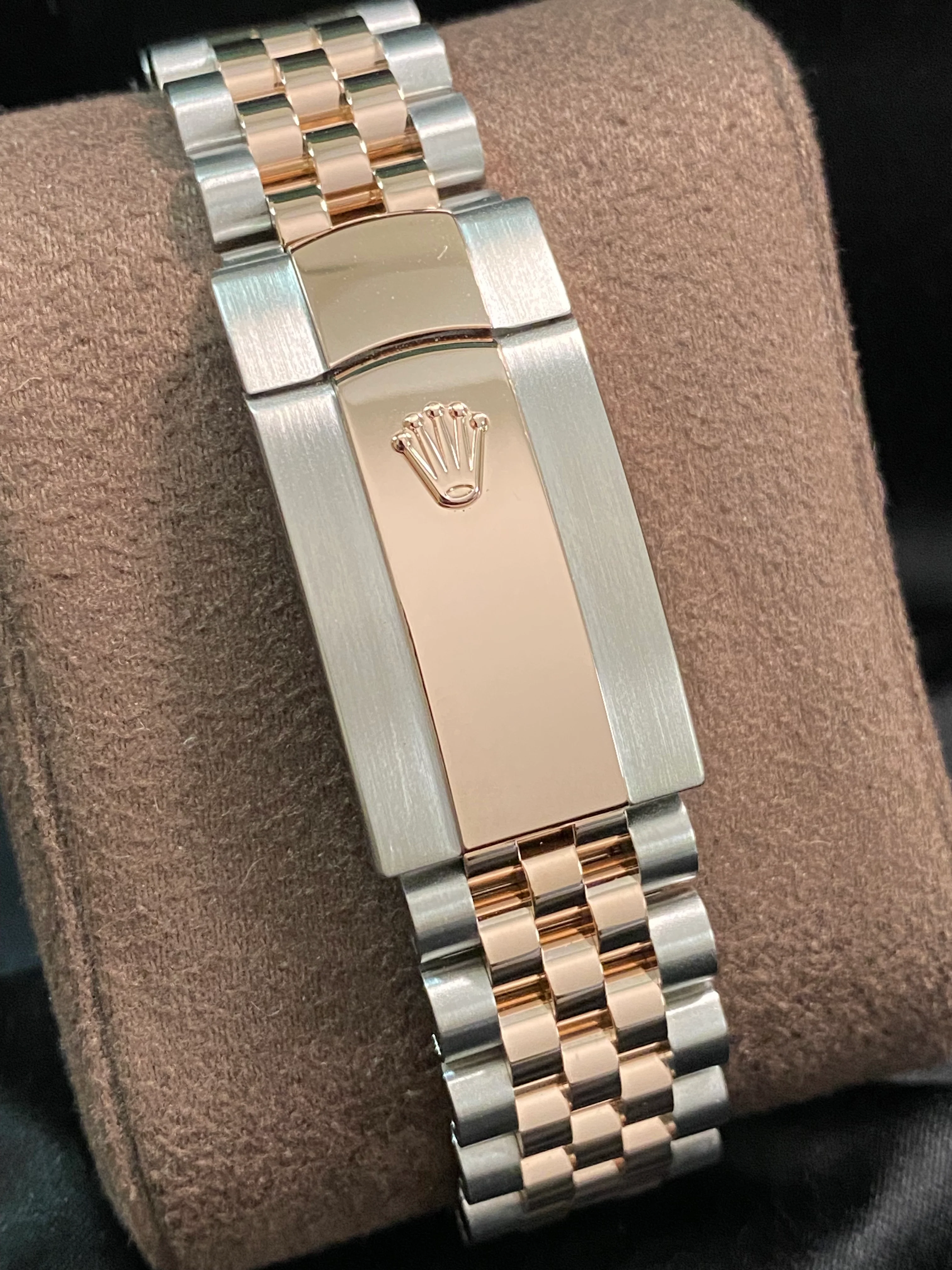 Rolex Steel and Everose Gold Datejust 41 - 2023 - Fluted Bezel - Chocolate Index Dial - Jubilee Bracelet - 126331 *FULL SET*