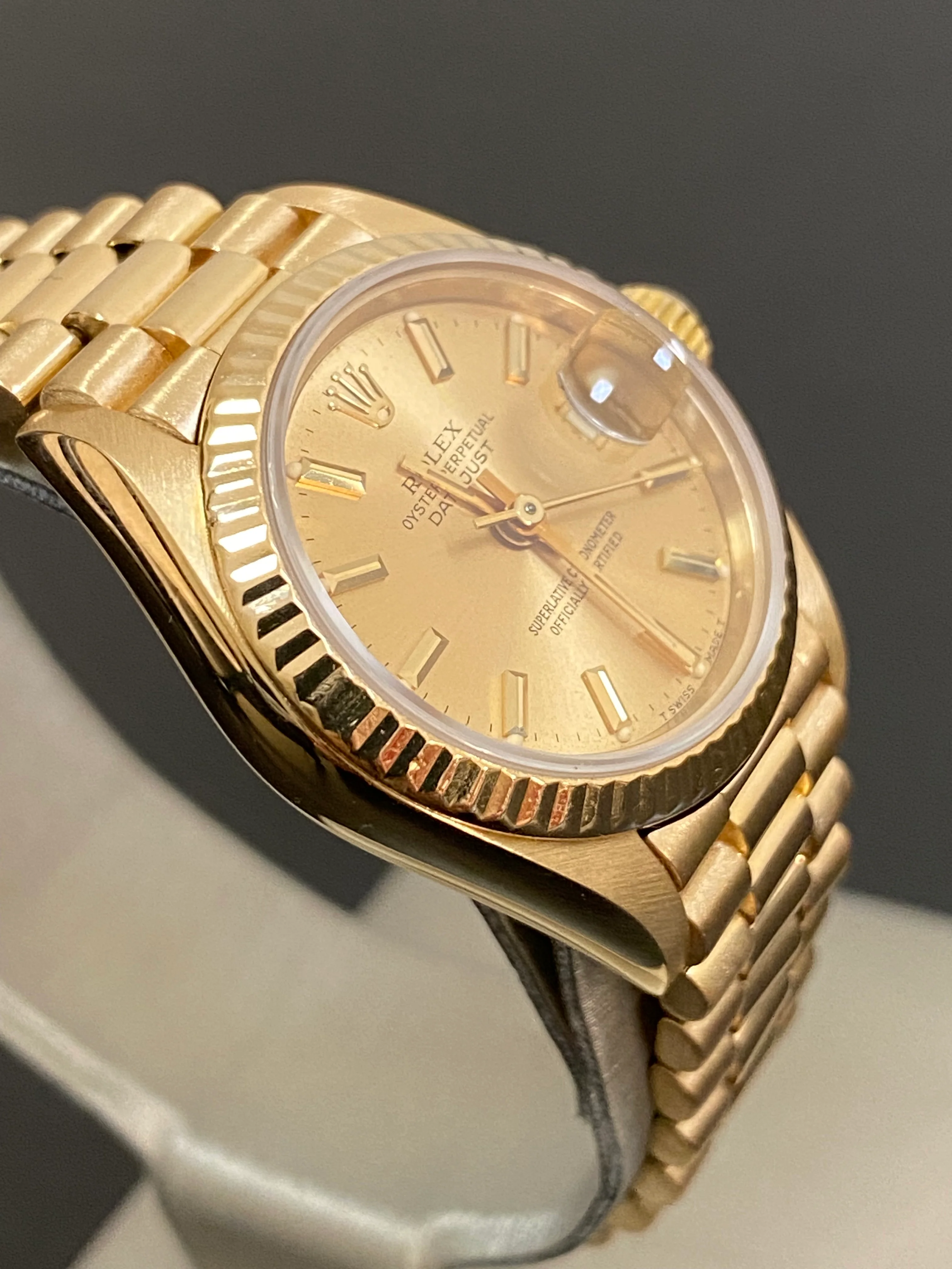 Rolex Yellow Gold Lady-Datejust - 1986 - Fluted Bezel - Champagne Dial - President Bracelet - 69178