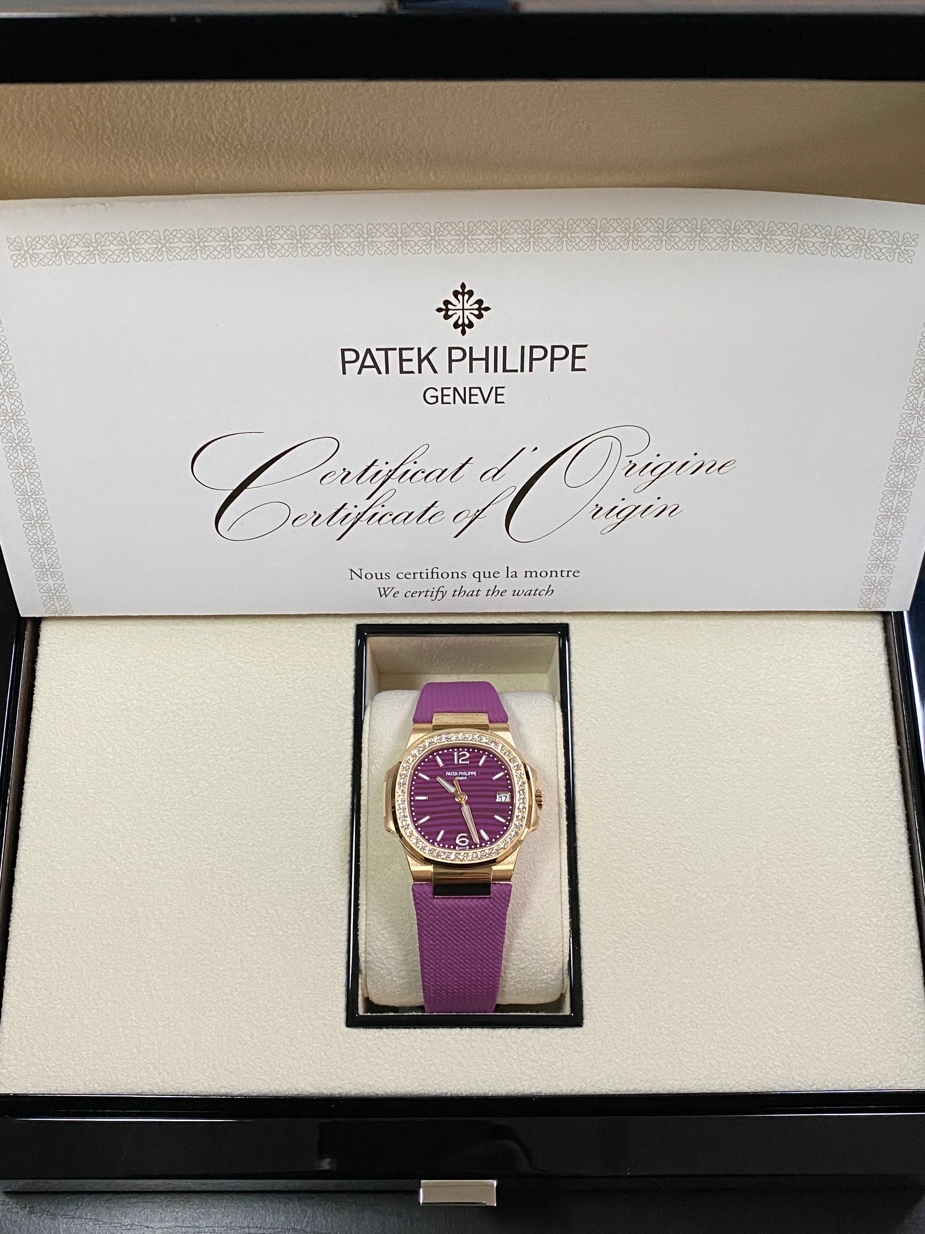 Patek Philippe Ladies Nautilus - 7010R-013