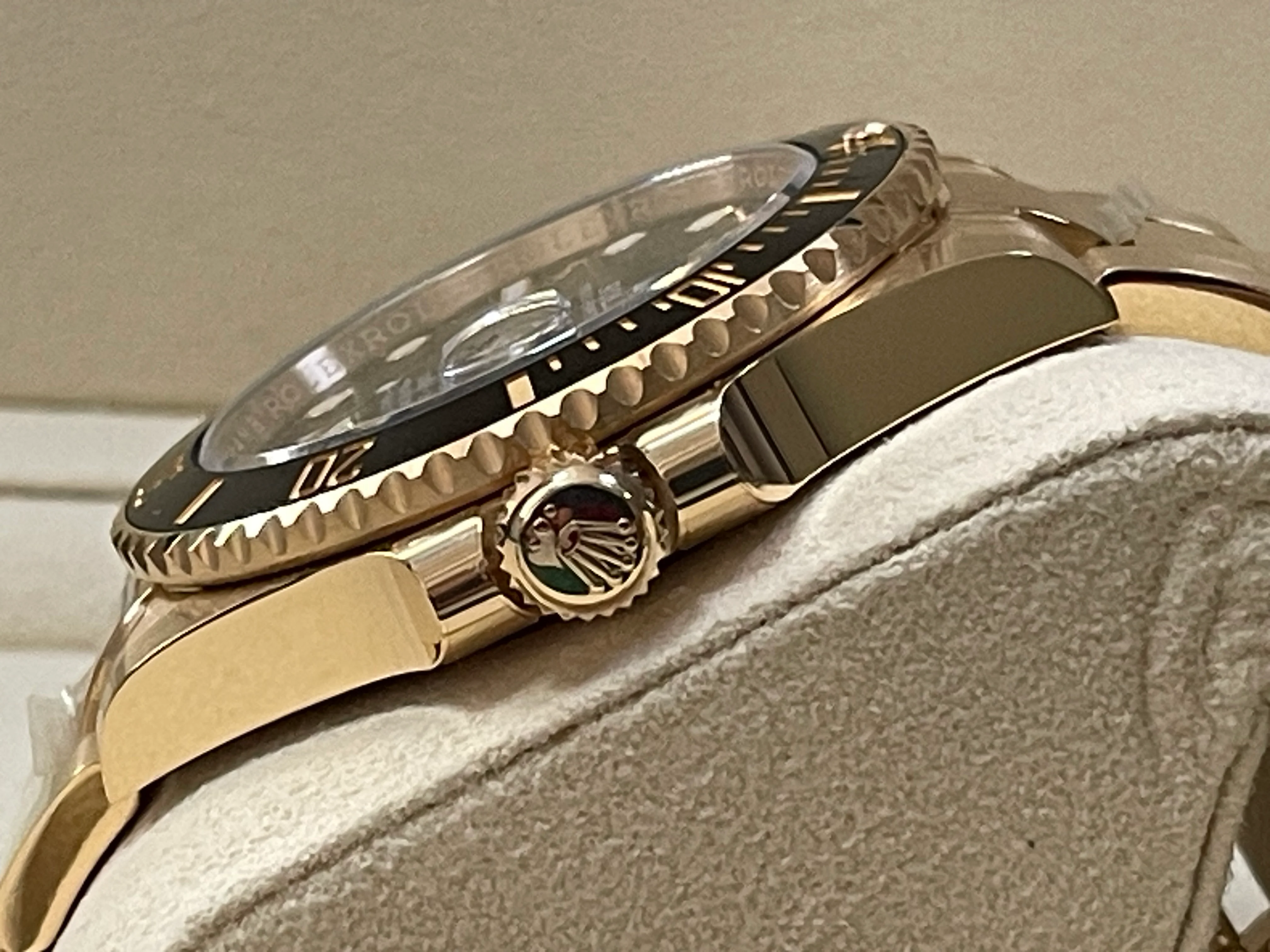Rolex Yellow Gold Submariner Date - 2023 - Black Bezel - Black Dial - 126618LN