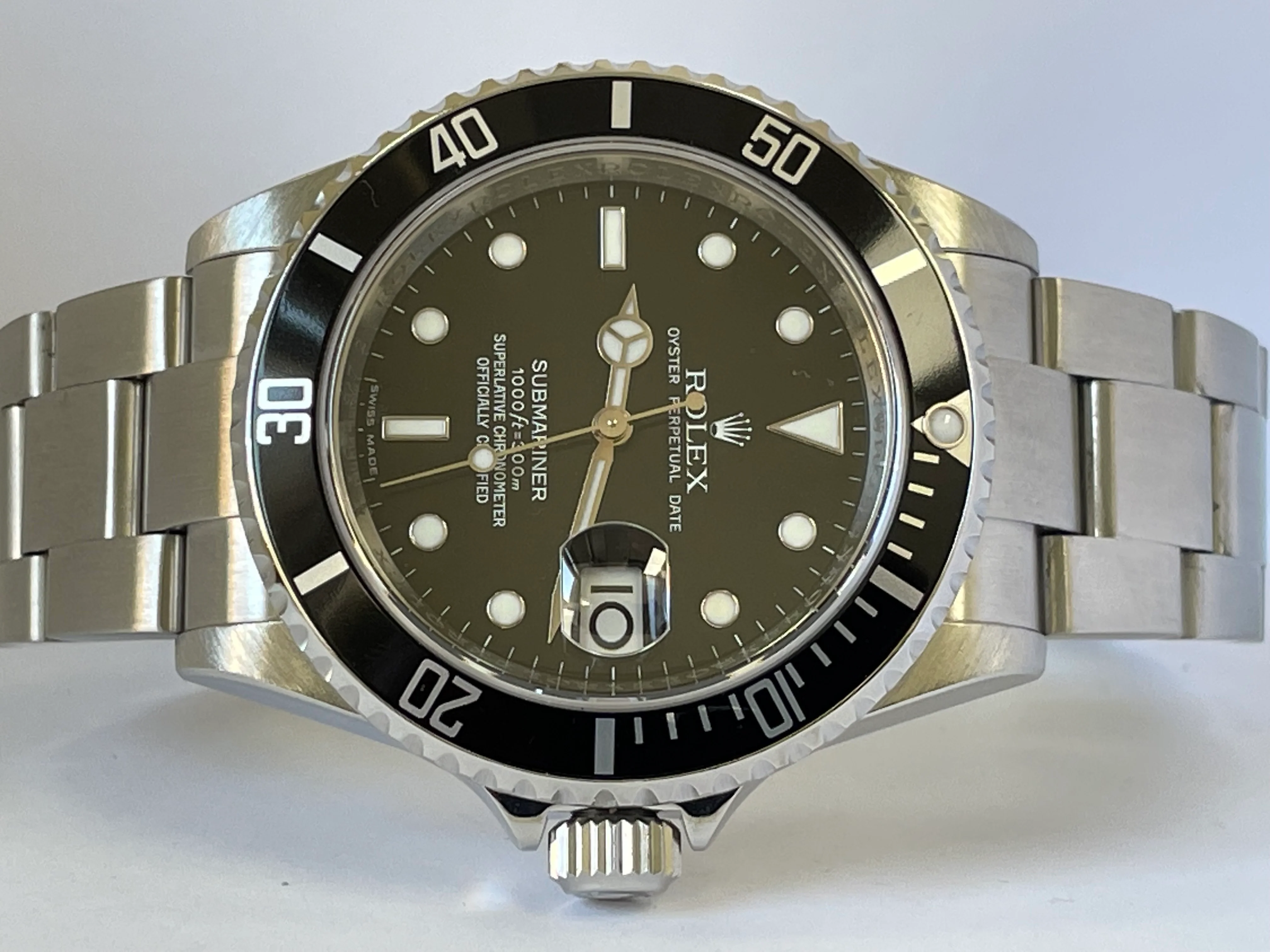Rolex Steel Submariner Date - V Serial - Pre Ceramic Bezel - Black Dial - 16610