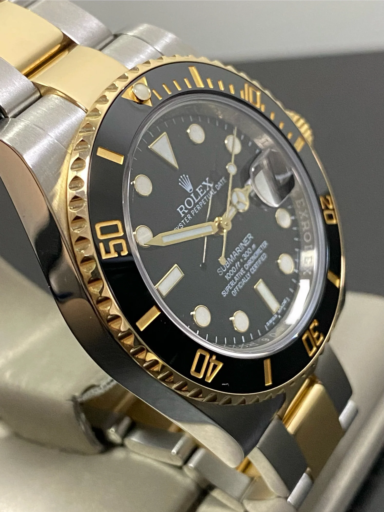 Rolex Steel and Gold Submariner Date - 2016 - Black Bezel - Black Dial - 116613
