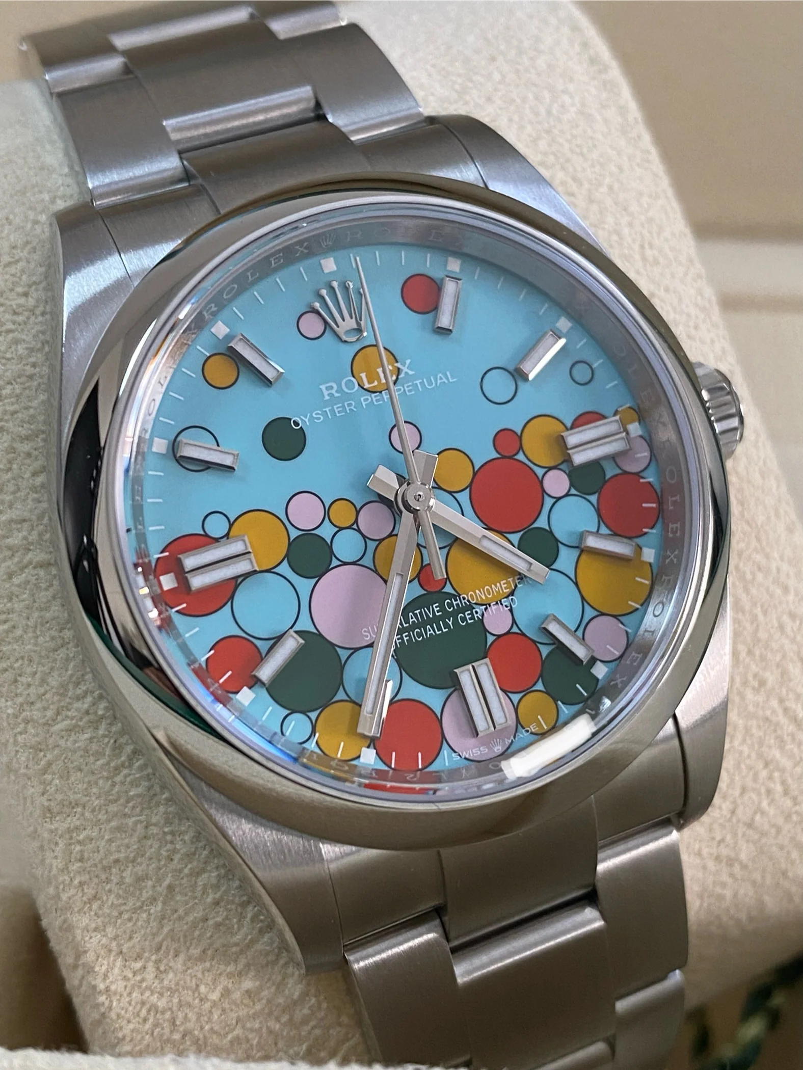 Rolex Oyster Perpetual 36 - 2024 - Domed Bezel - Turquoise Blue Celebration-Motif Dial - Oyster Bracelet - 126000 *FULL SET*
