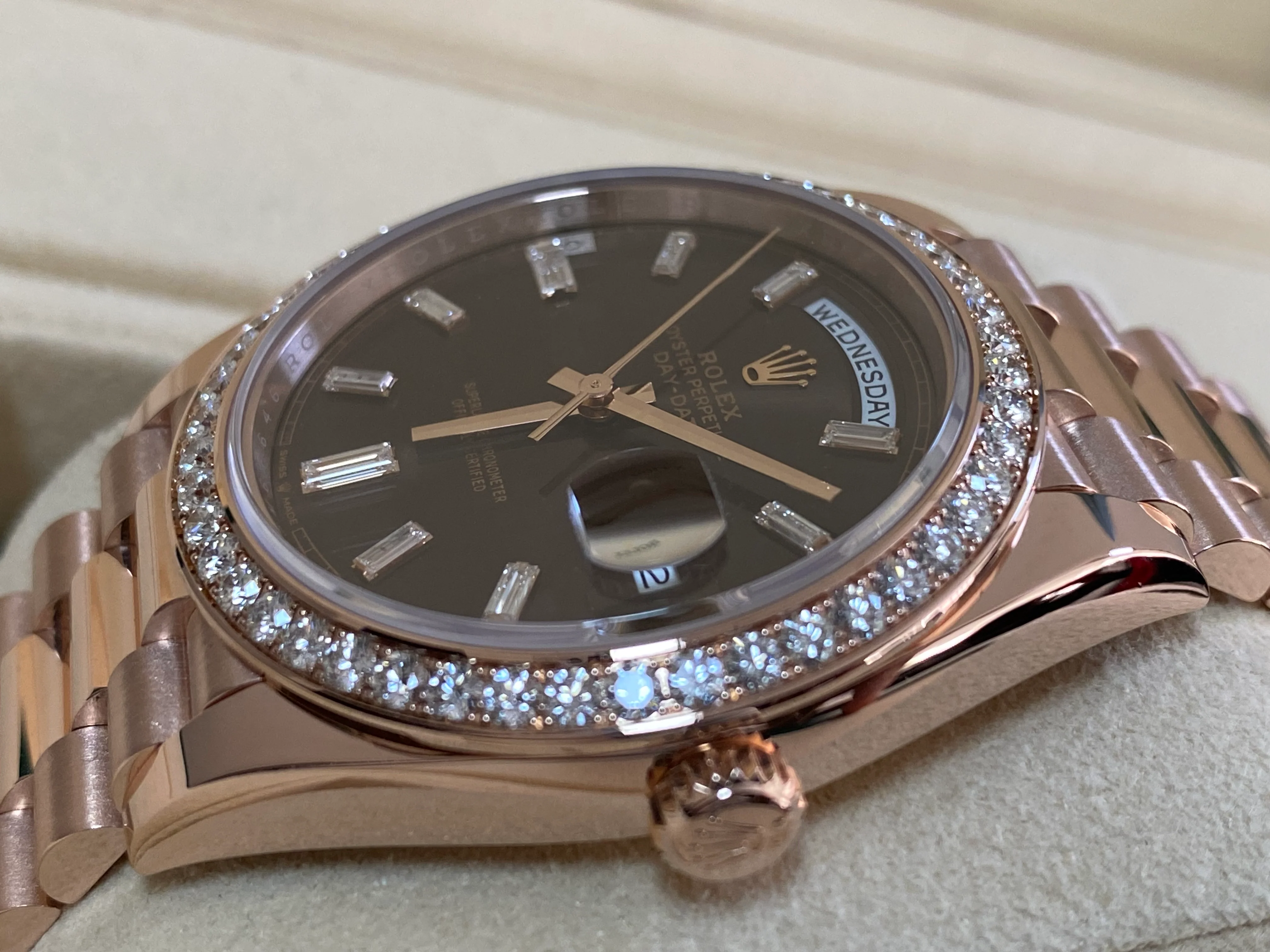 Rolex Everose Gold Day-Date 40 - 2018 - Diamond-Set Bezel - Chocolate Baguette Dial - President Bracelet - 228345RBR *FULL SET*
