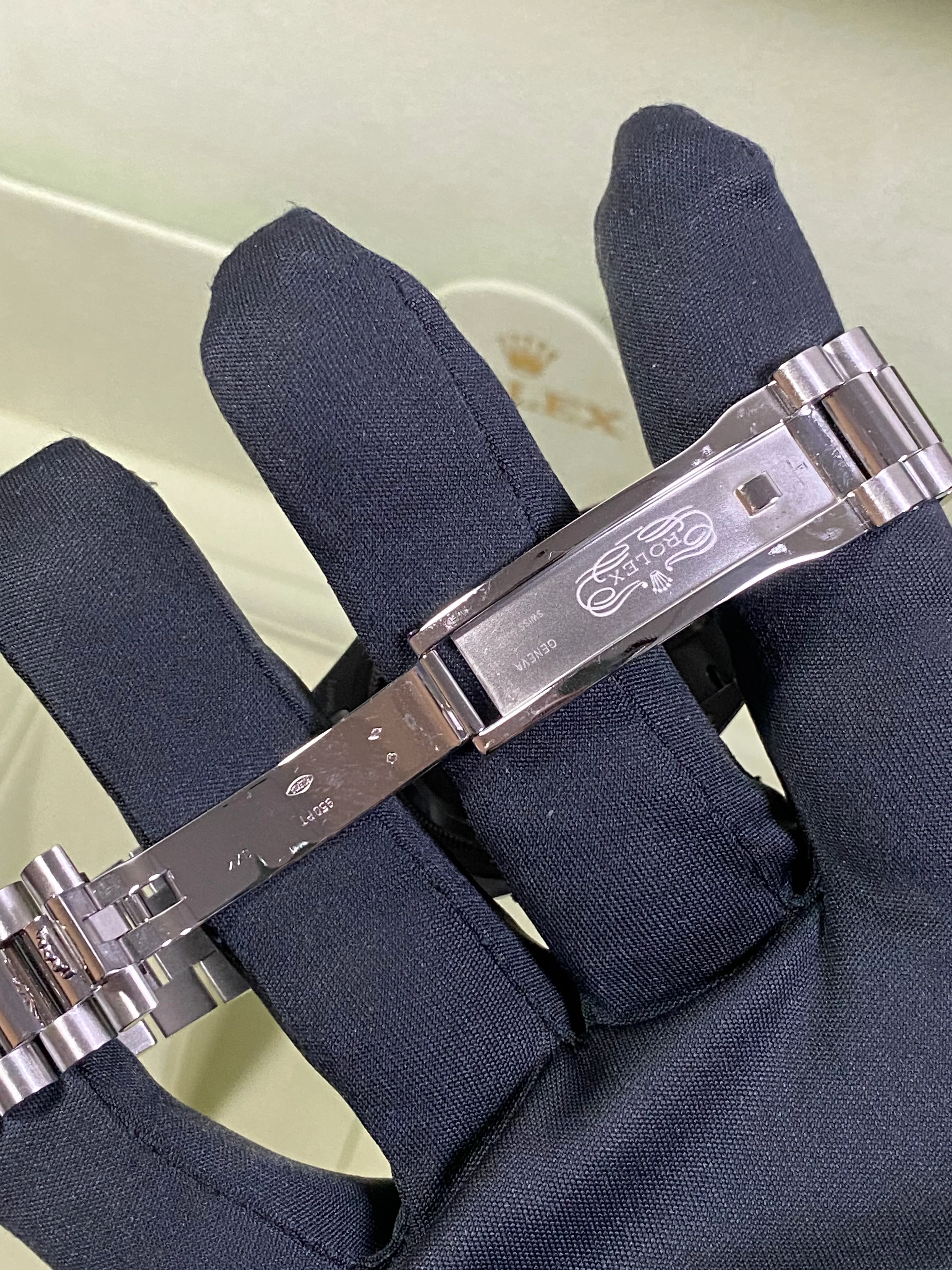Rolex Platinum Day-Date 36 - G Serial - Domed Bezel - Ice Blue Diamond Dial - President Bracelet - 118206