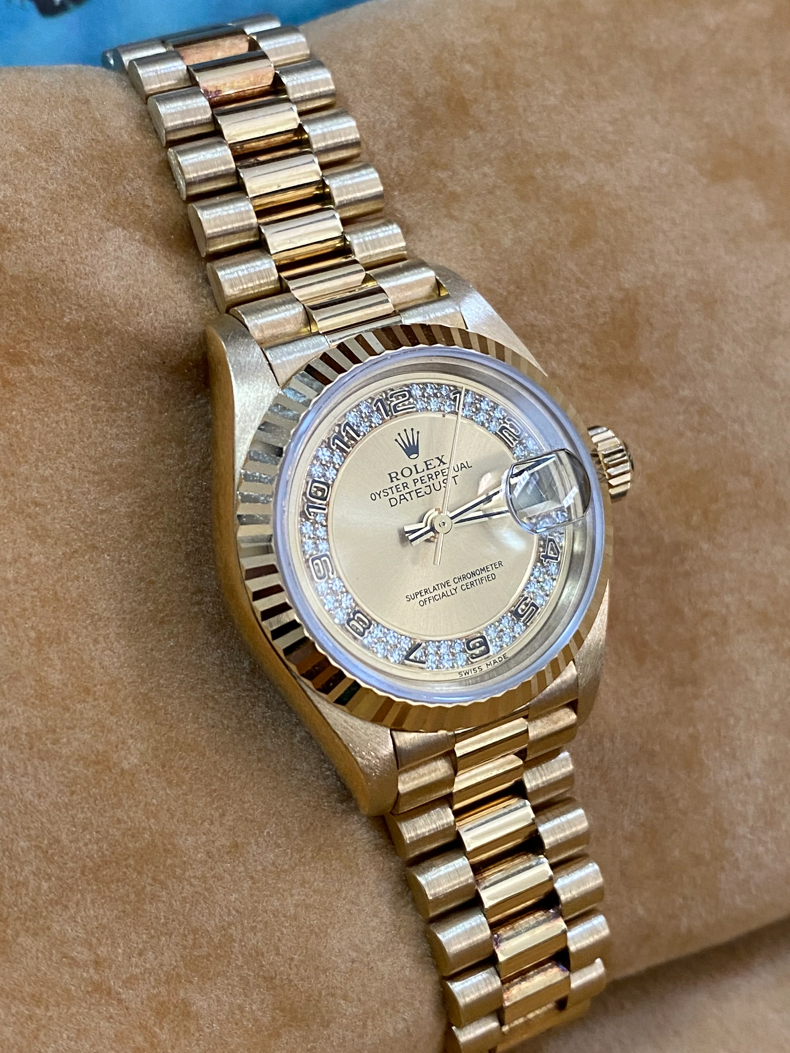 Rolex Yellow Gold Lady-Datejust 26 - W serial - Fluted Bezel - Myriad Diamond Dial - President Bracelet - 69178