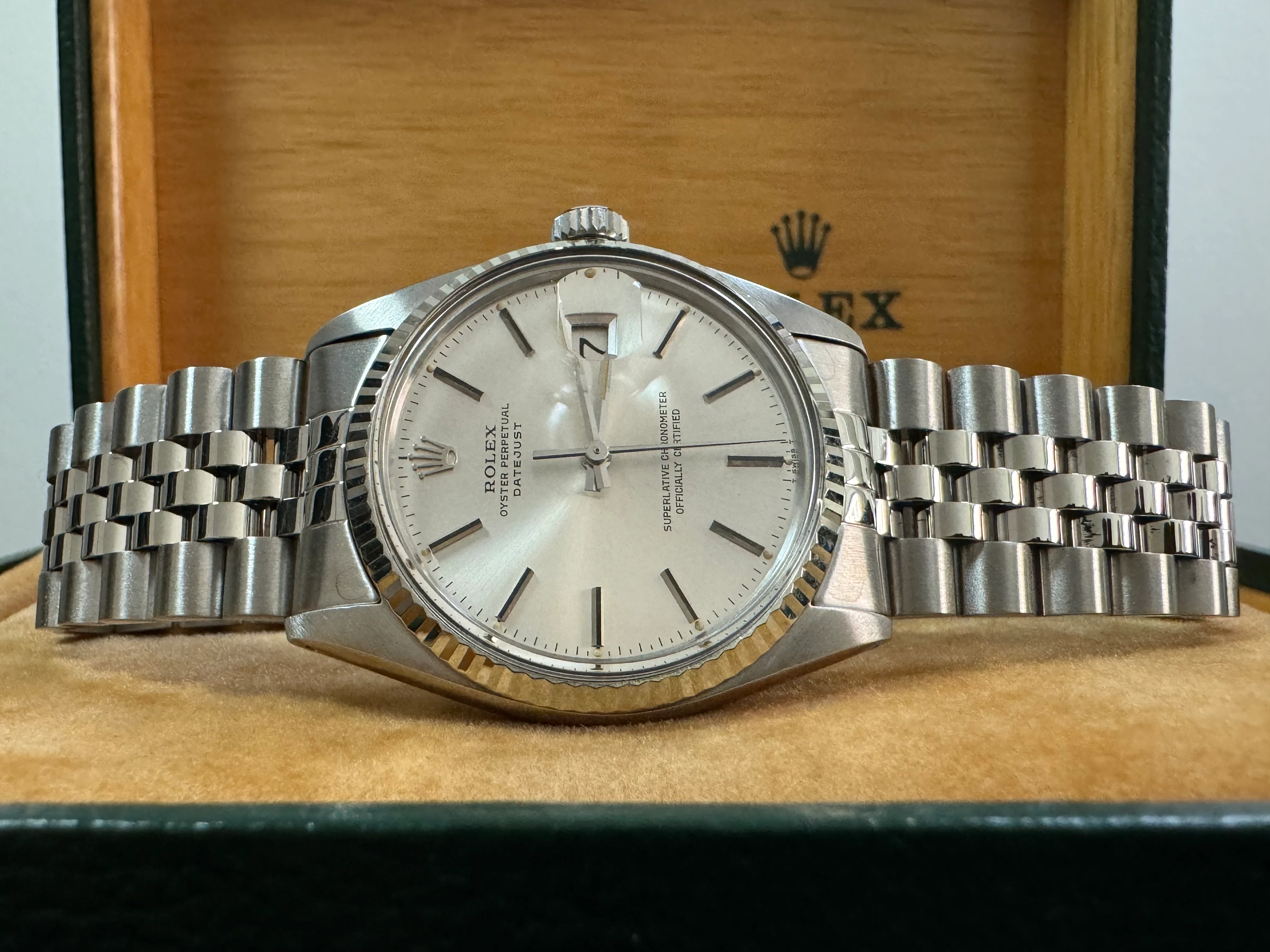 Rolex Steel Datejust 36 - Fluted Bezel - Silver Index Dial - Jubilee Bracelet - 16014