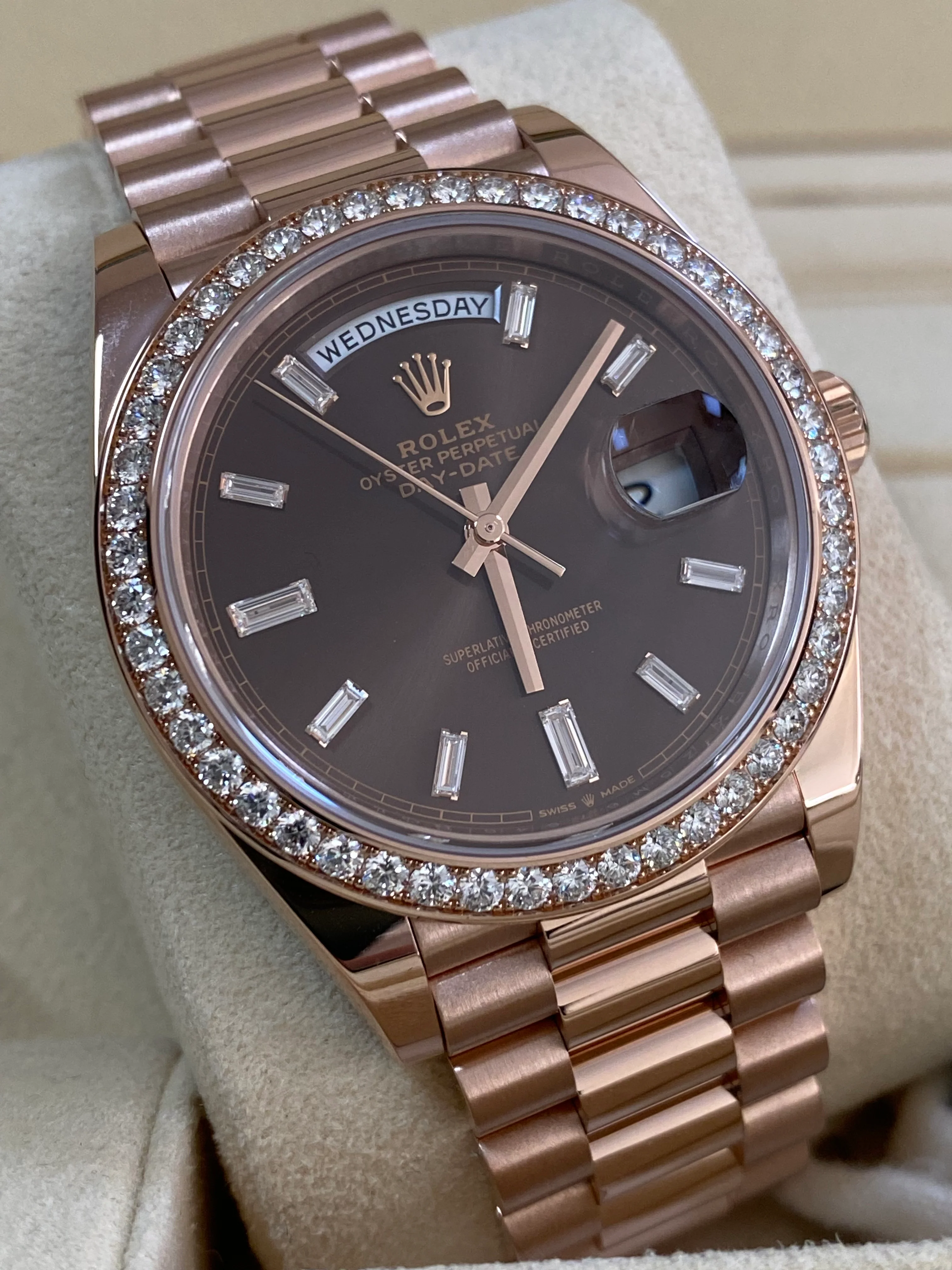 Rolex Everose Gold Day-Date 40 - 2018 - Diamond-Set Bezel - Chocolate Baguette Dial - President Bracelet - 228345RBR *FULL SET*