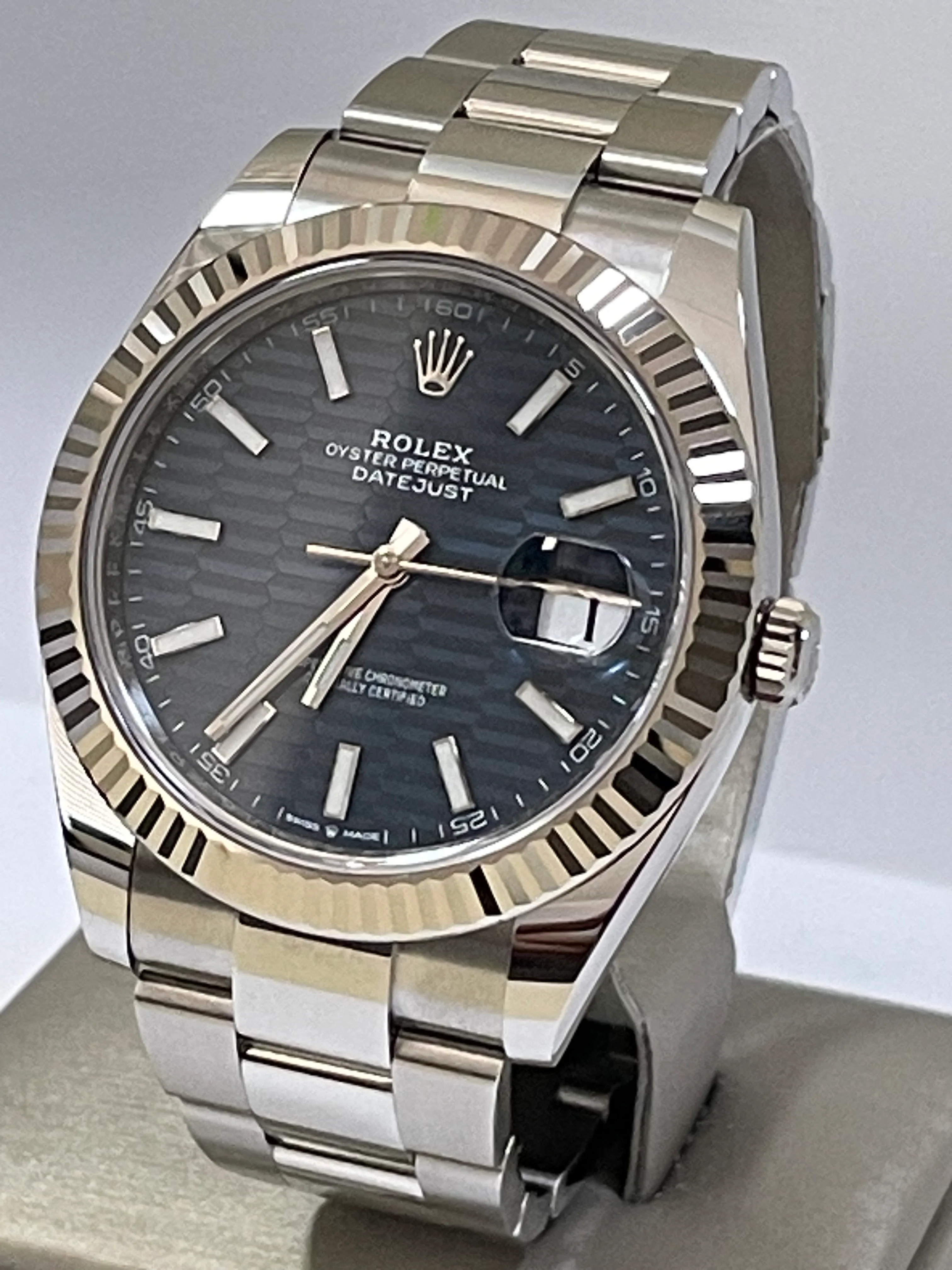 Rolex Steel Datejust 41 - 2023 - Fluted Bezel - Bright Blue Fluted-Motif Dial - Oyster Bracelet - 126334