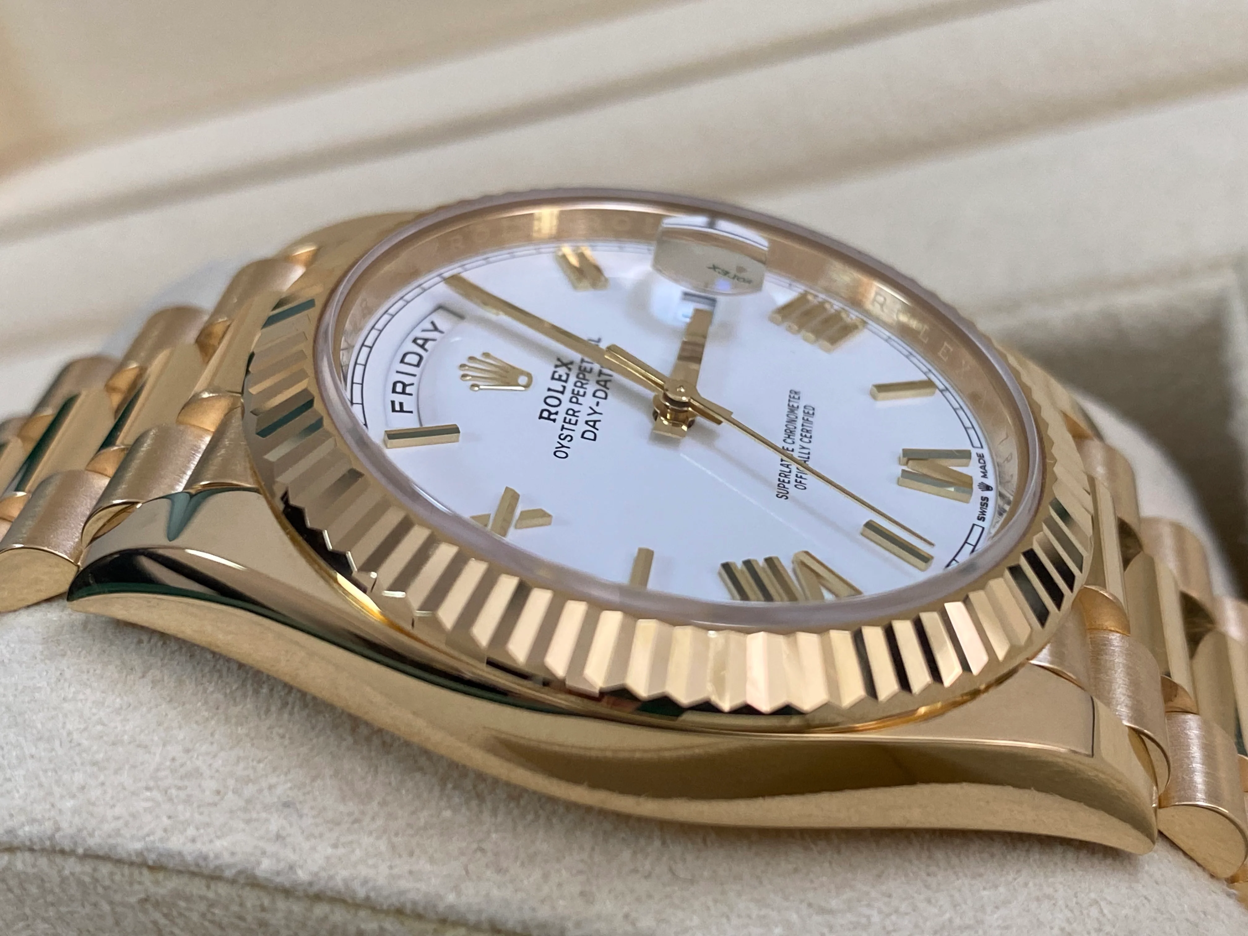 Rolex Yellow Gold Day-Date 40 - 2023 - Fluted Bezel - White Roman Dial - President Bracelet - 228238 *FULL SET*