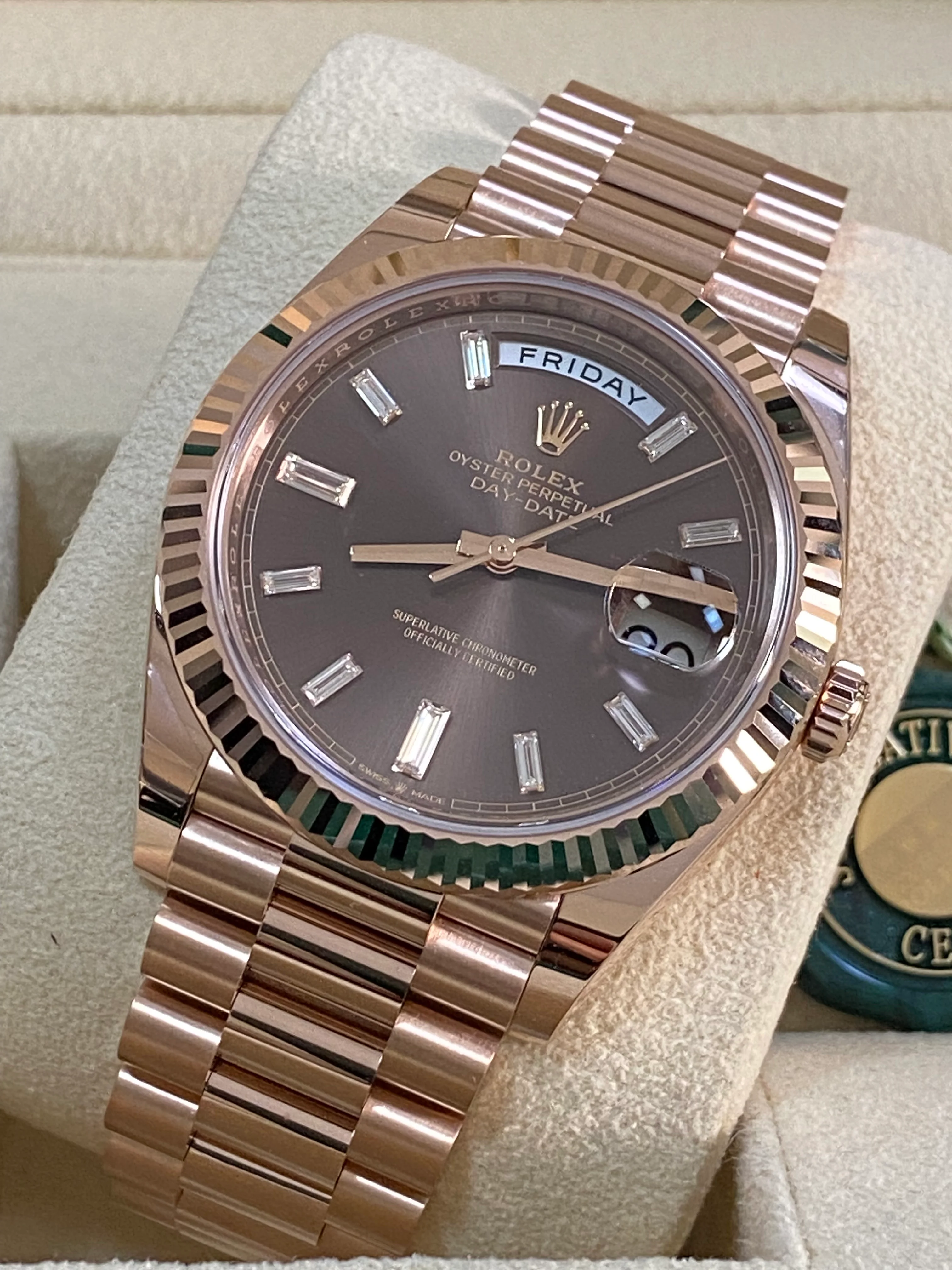 Rolex Everose Gold Day-Date 40 - 2023 - Fluted Bezel - Chocolate Baguette Diamond Dial - President Bracelet - 228235
