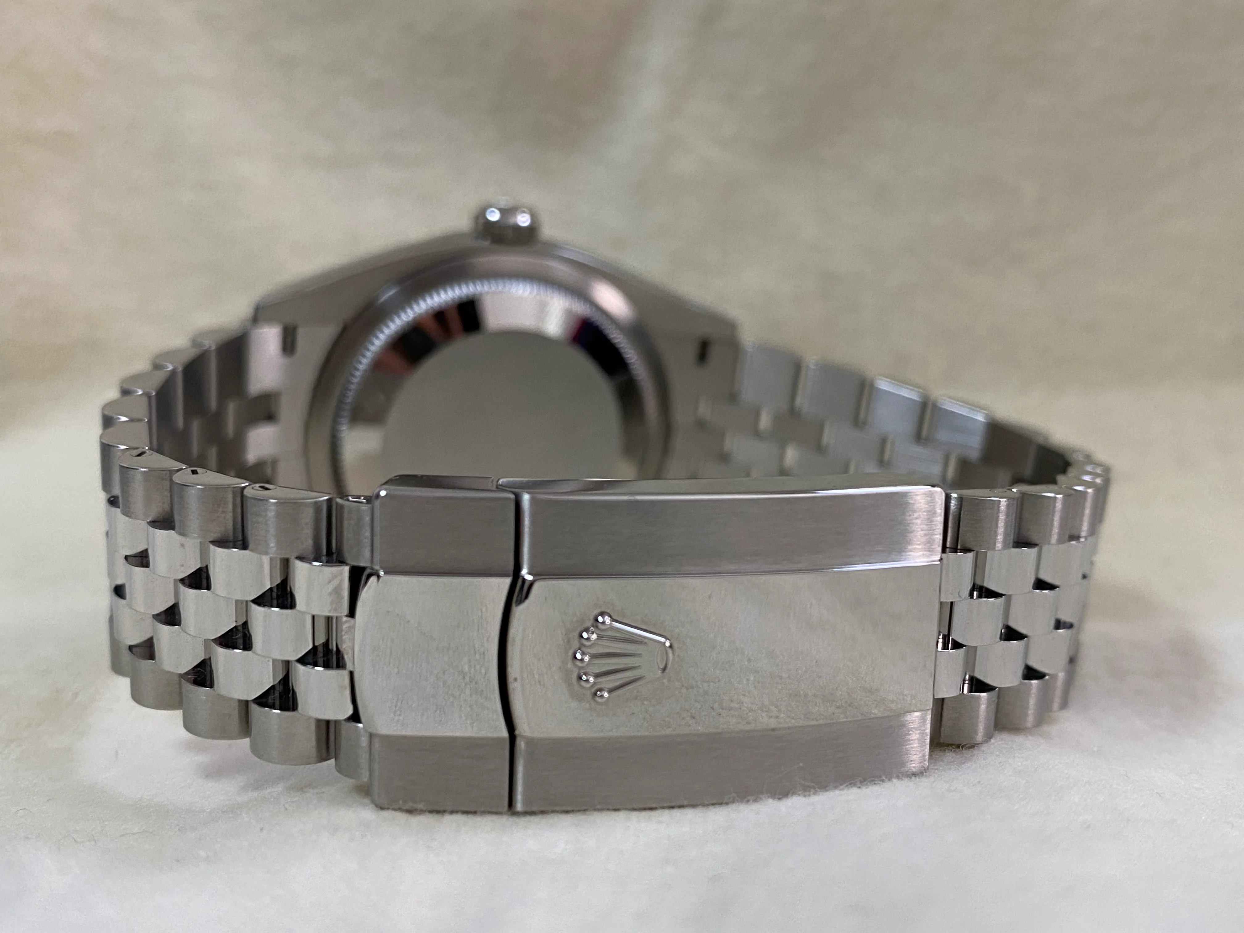 Rolex Steel Datejust 36 - 2022 - Smooth Bezel - Bright Blue Fluted-Motif Index Dial - Jubilee Bracelet - 126200 *FULL SET*
