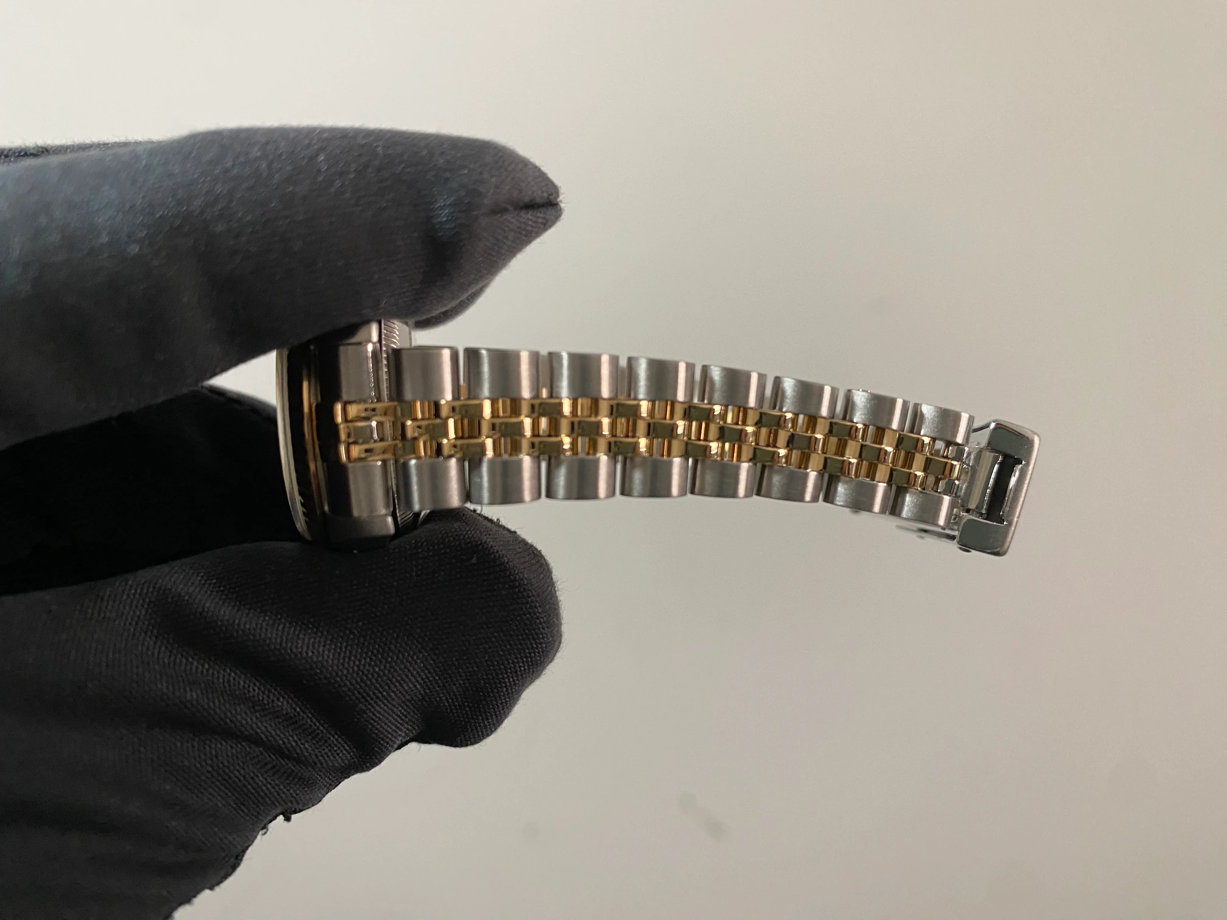 Rolex Steel and Yellow Gold Lady-Datejust - W serial - Fluted Bezel - White Roman Dial - Jubilee Bracelet - 69173 *FULL SET*