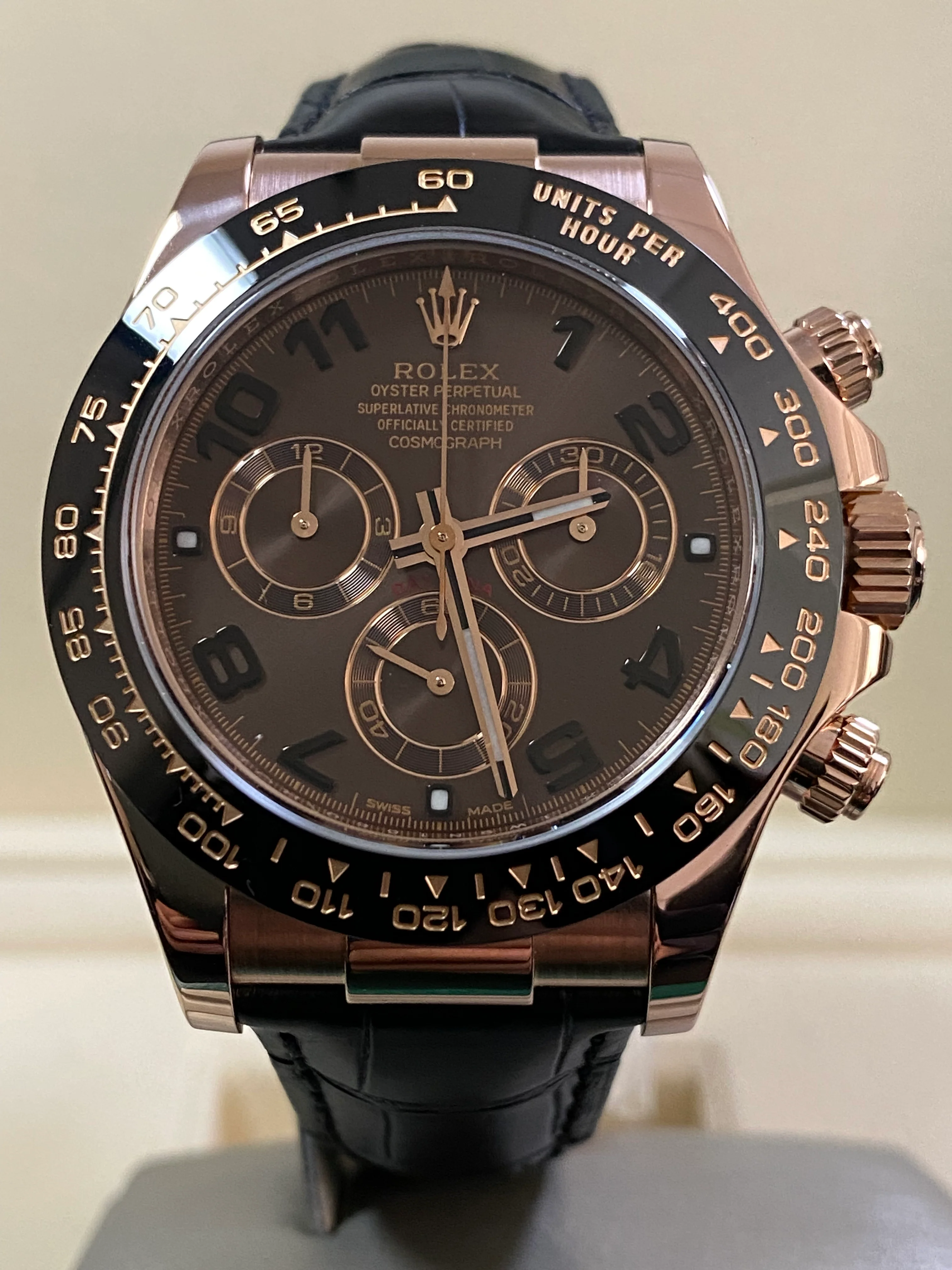 Rolex Everose Gold Cosmograph Daytona 40 - 2016 - Chocolate Arabic Dial - Black Leather Strap - 116515LN *COMPLETE SET*