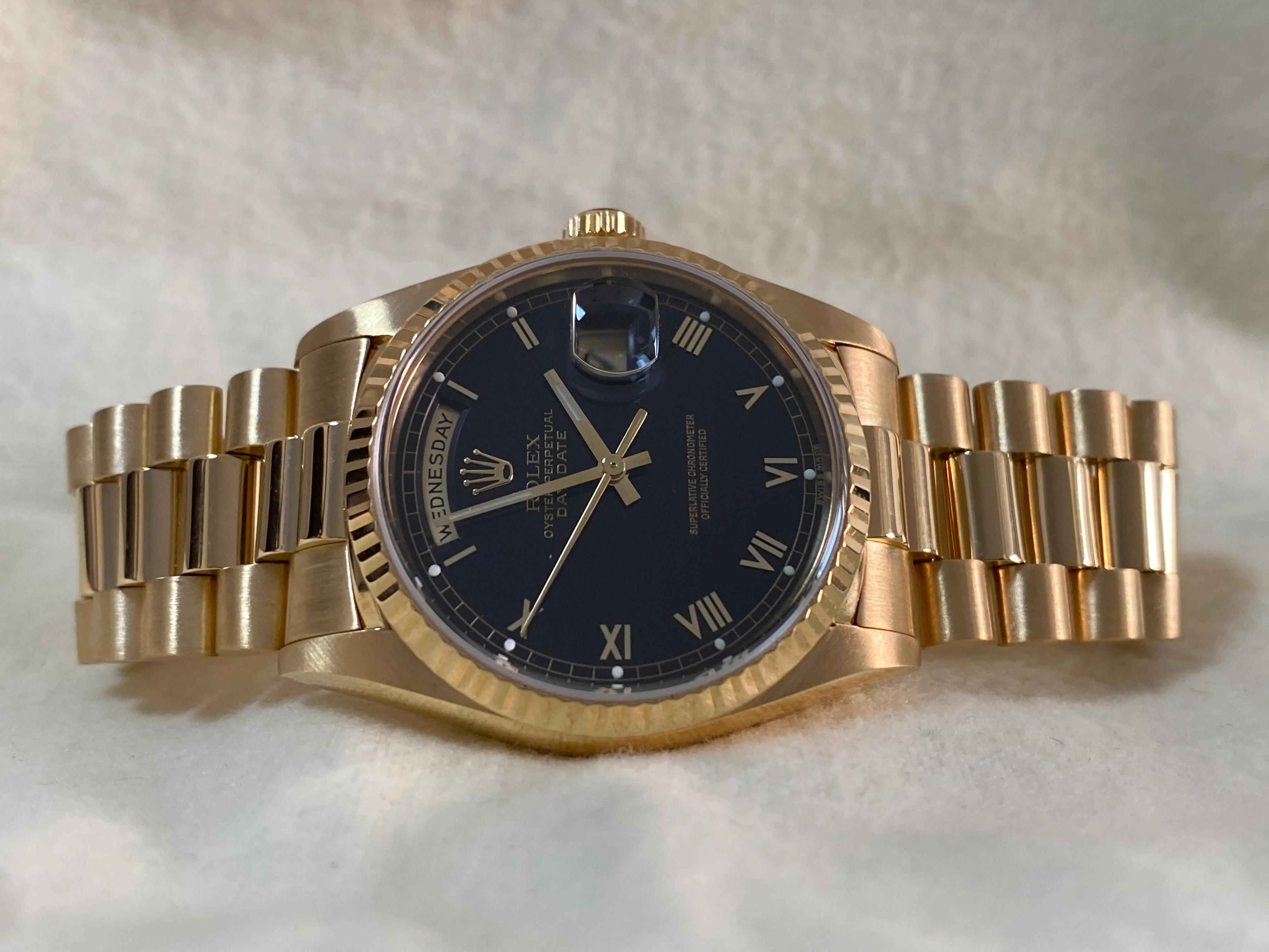 Rolex Yellow Gold Day-Date 36 - E serial - Fluted Bezel - Black Roman Dial - Double Quickset - President Bracelet - 18238