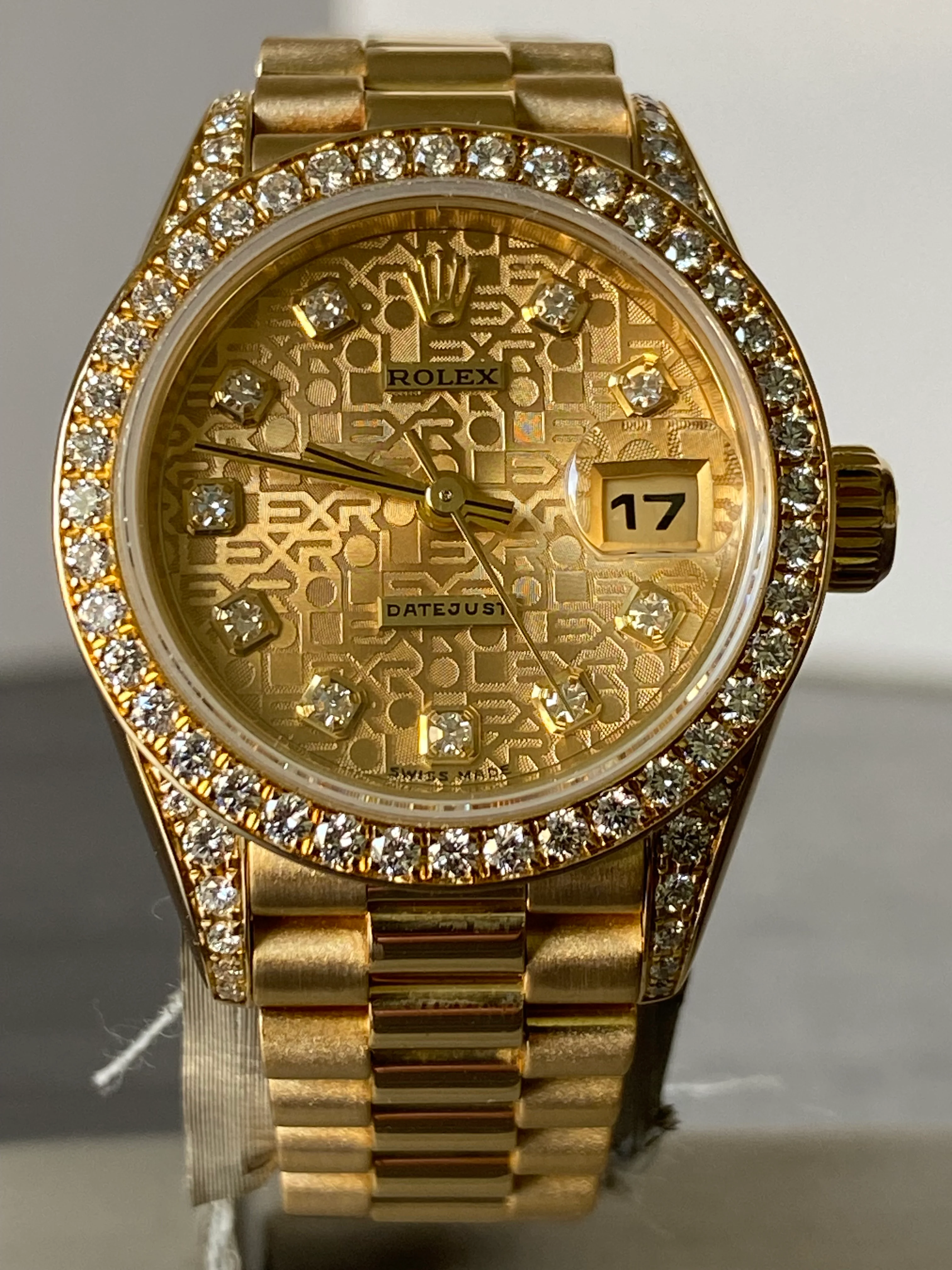 Rolex Yellow Gold Lady-Datejust - 1995 - Factory Diamond Dial, Bezel and Lugs - President Bracelet - 69158 