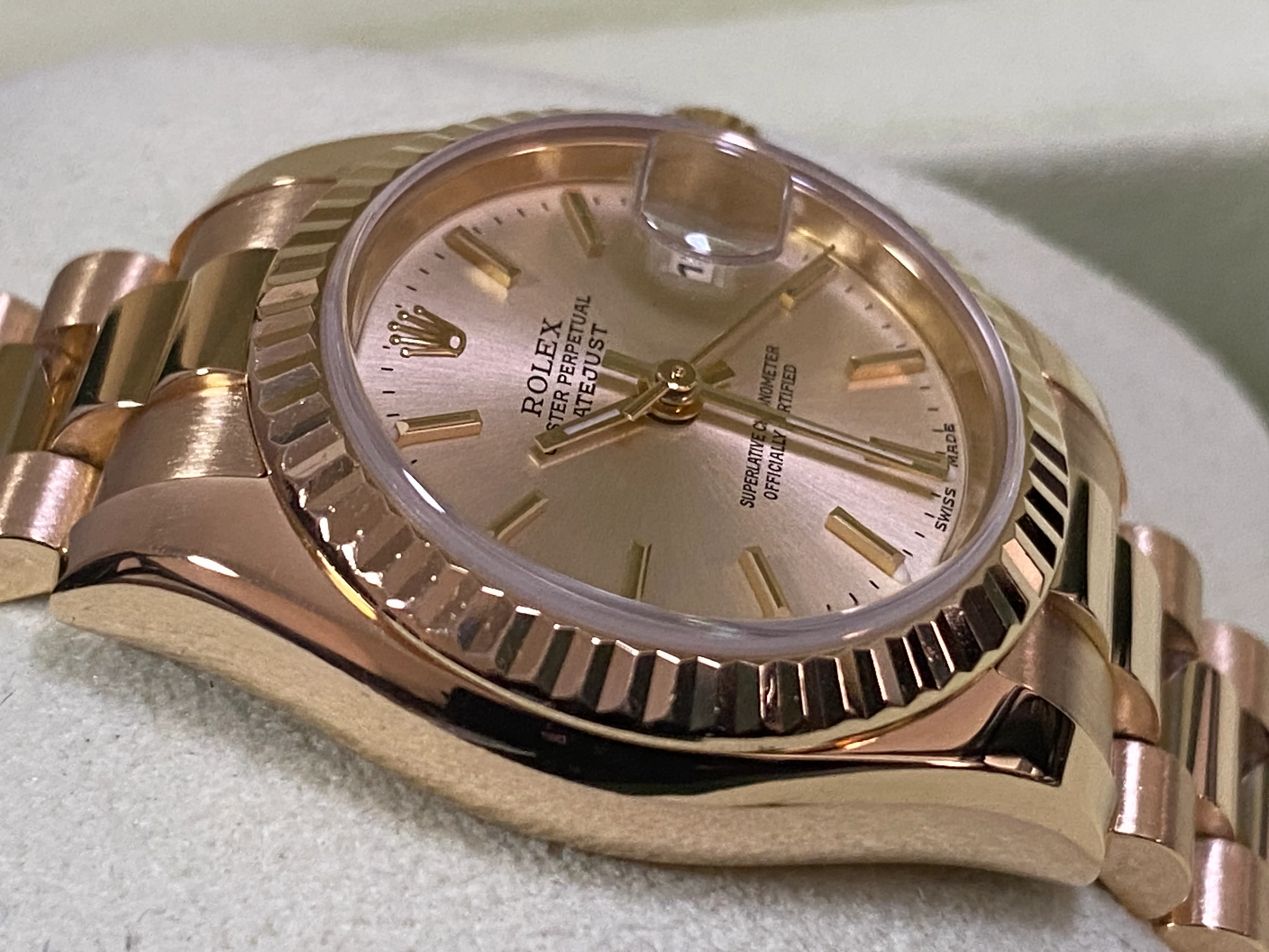 Rolex Yellow Gold Lady-Datejust - Y Serial - Fluted Bezel - Champagne Index Dial - President Bracelet - 179178