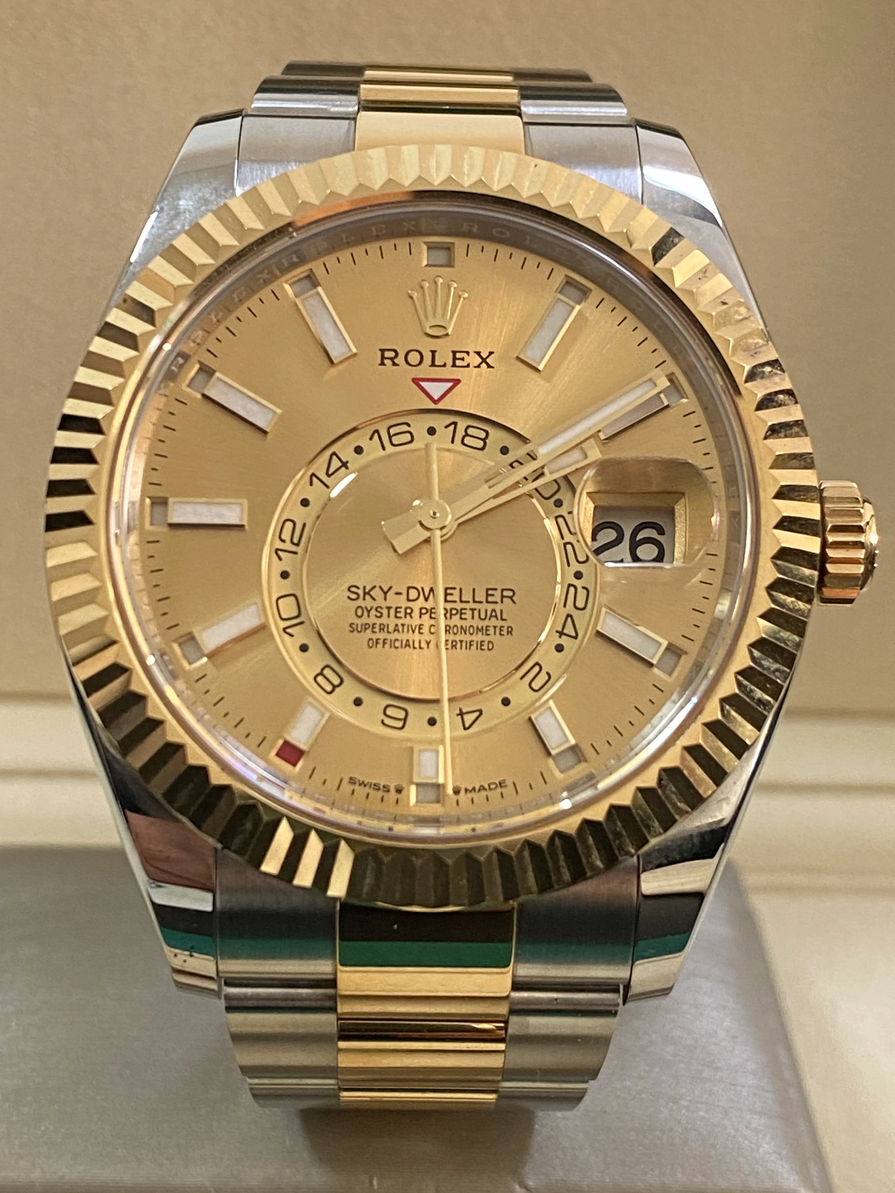Rolex Yellow Rolesor Sky-Dweller - 2023 - Champagne Index Dial - Oyster Bracelet - 336933