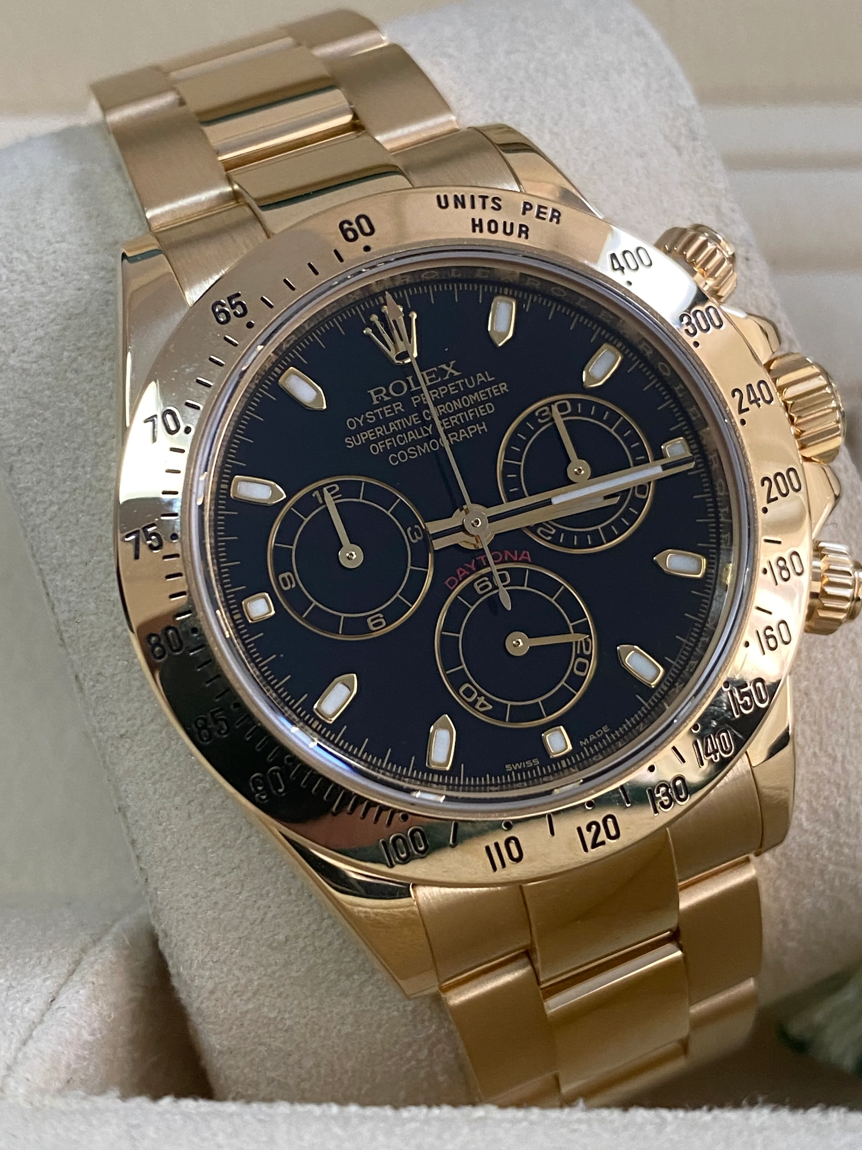 Rolex Yellow Gold Cosmograph Daytona -  Z serial - Black Index Dial - 116528
