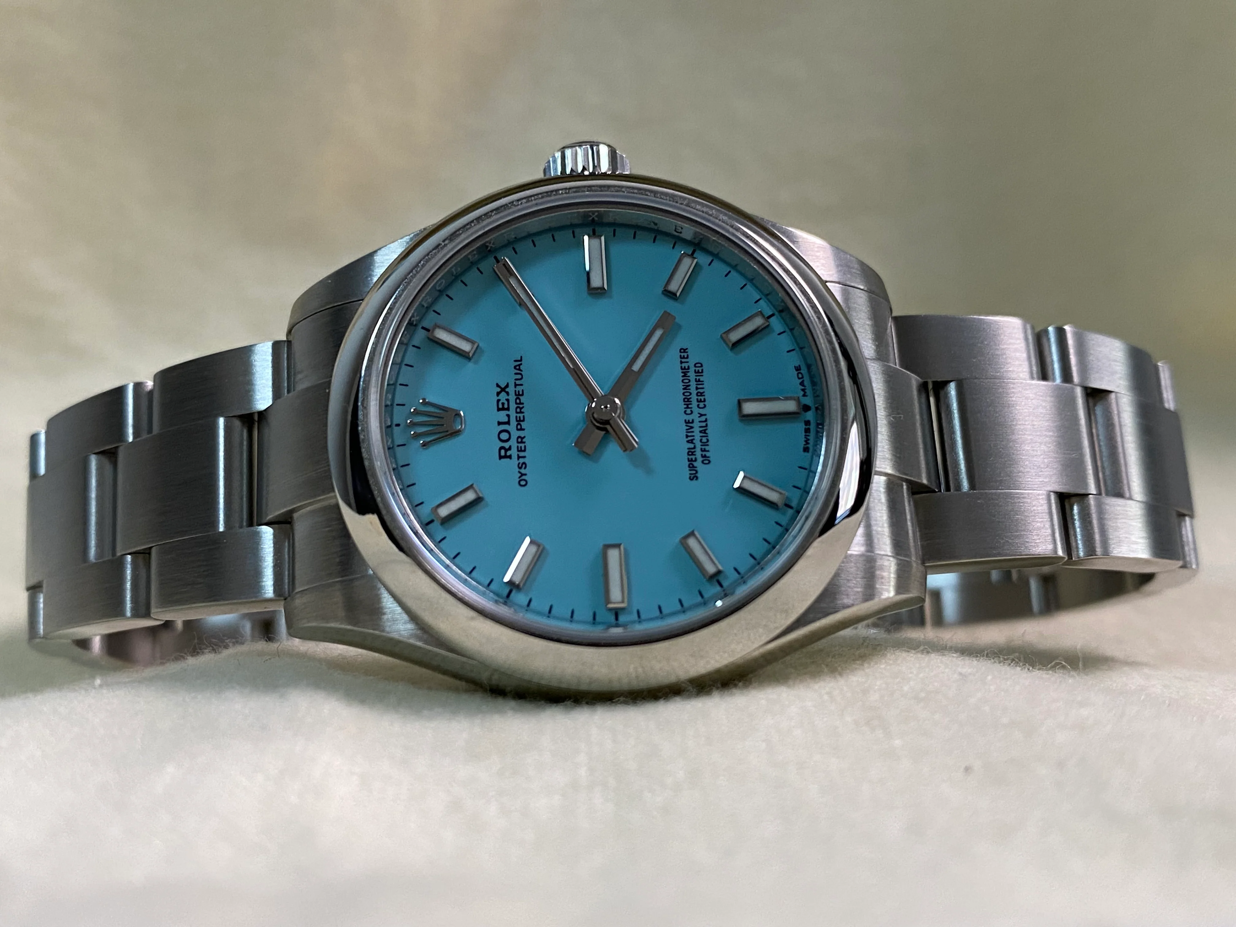 Rolex Oyster Perpetual 31 - Domed Bezel - 